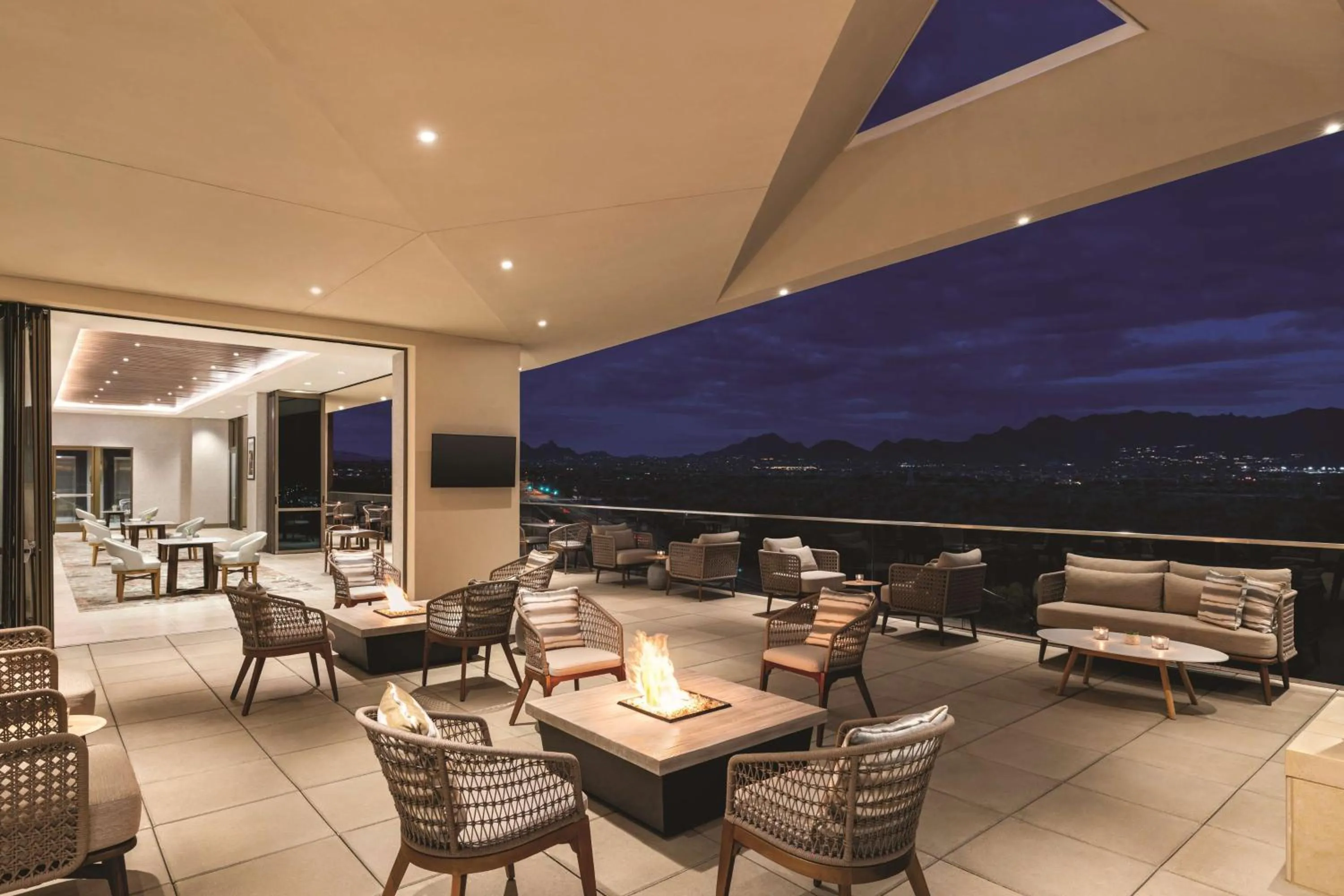 Meeting/conference room in Hilton North Scottsdale At Cavasson