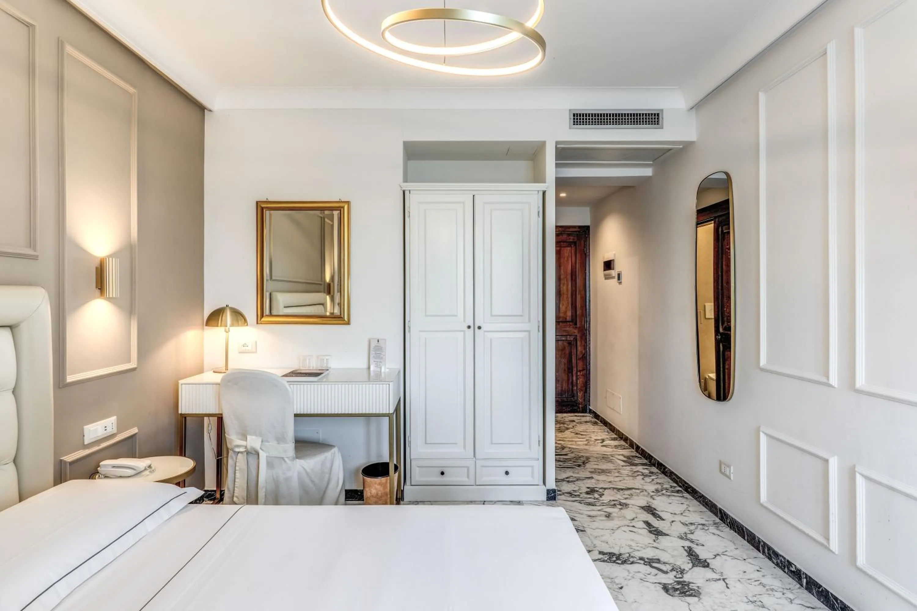 Bed in Hotel Castel Vecchio