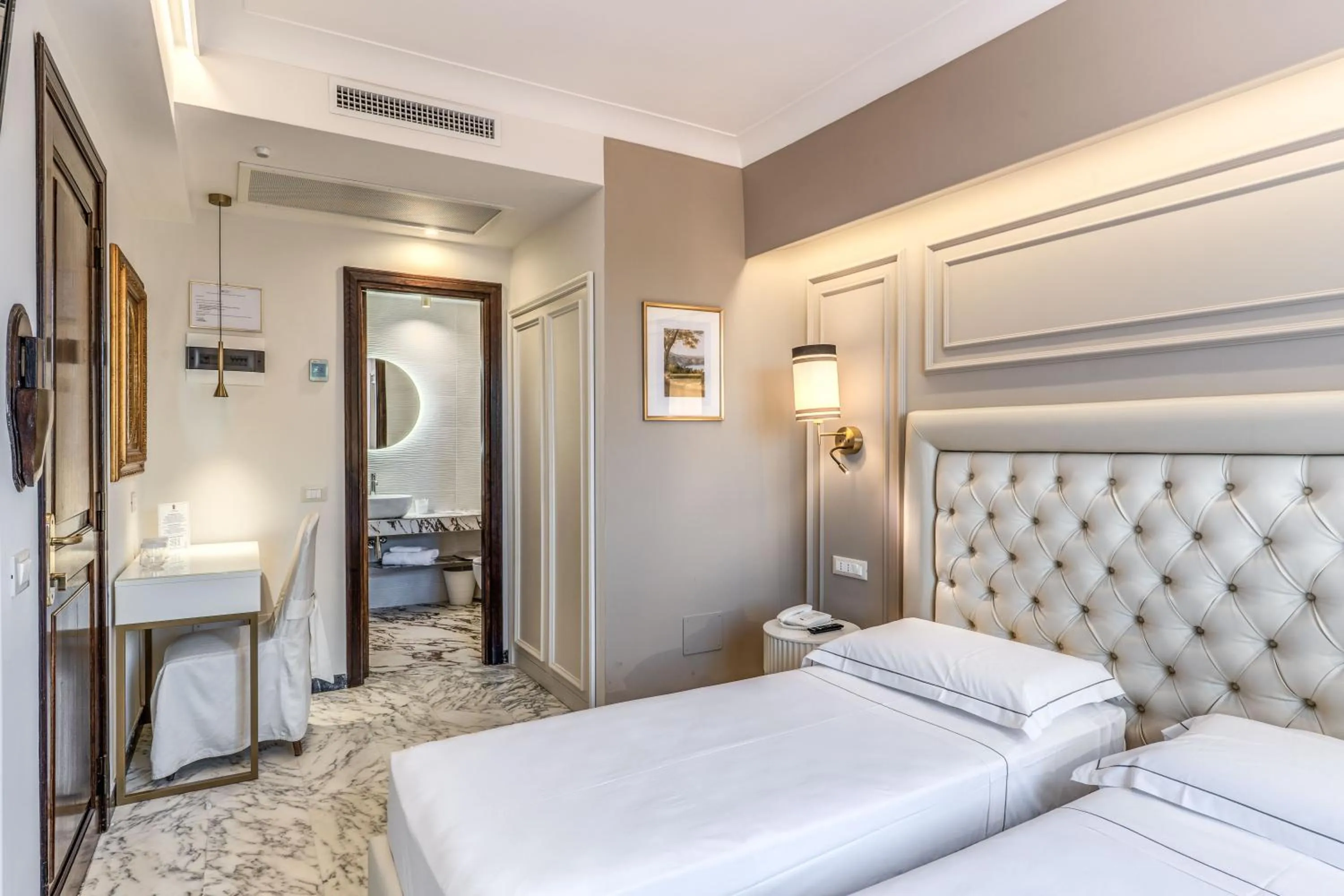 Bed in Hotel Castel Vecchio