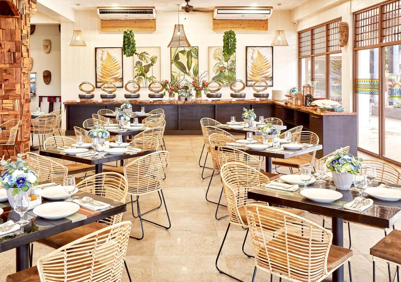 Restaurant/places to eat in TAG Resort