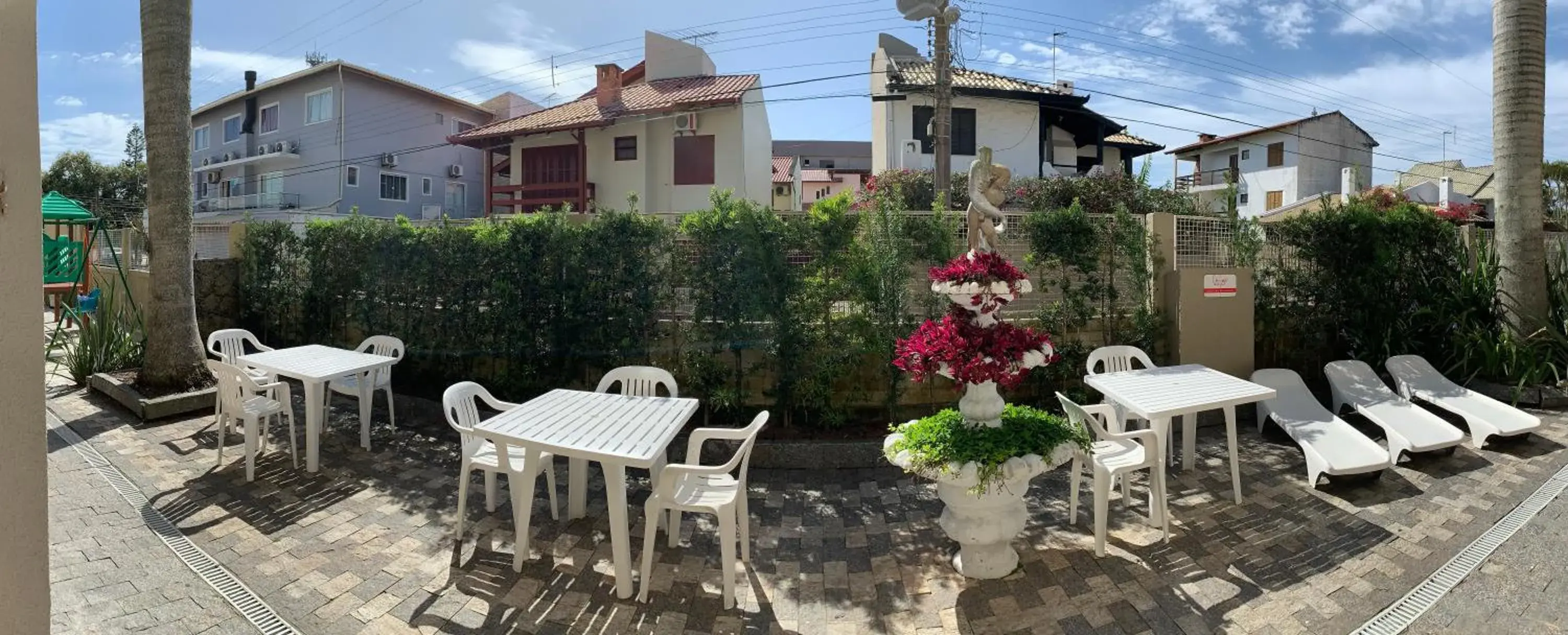 Property building in Hotel Geranius Ingleses Property building in Hotel Geranius Ingleses