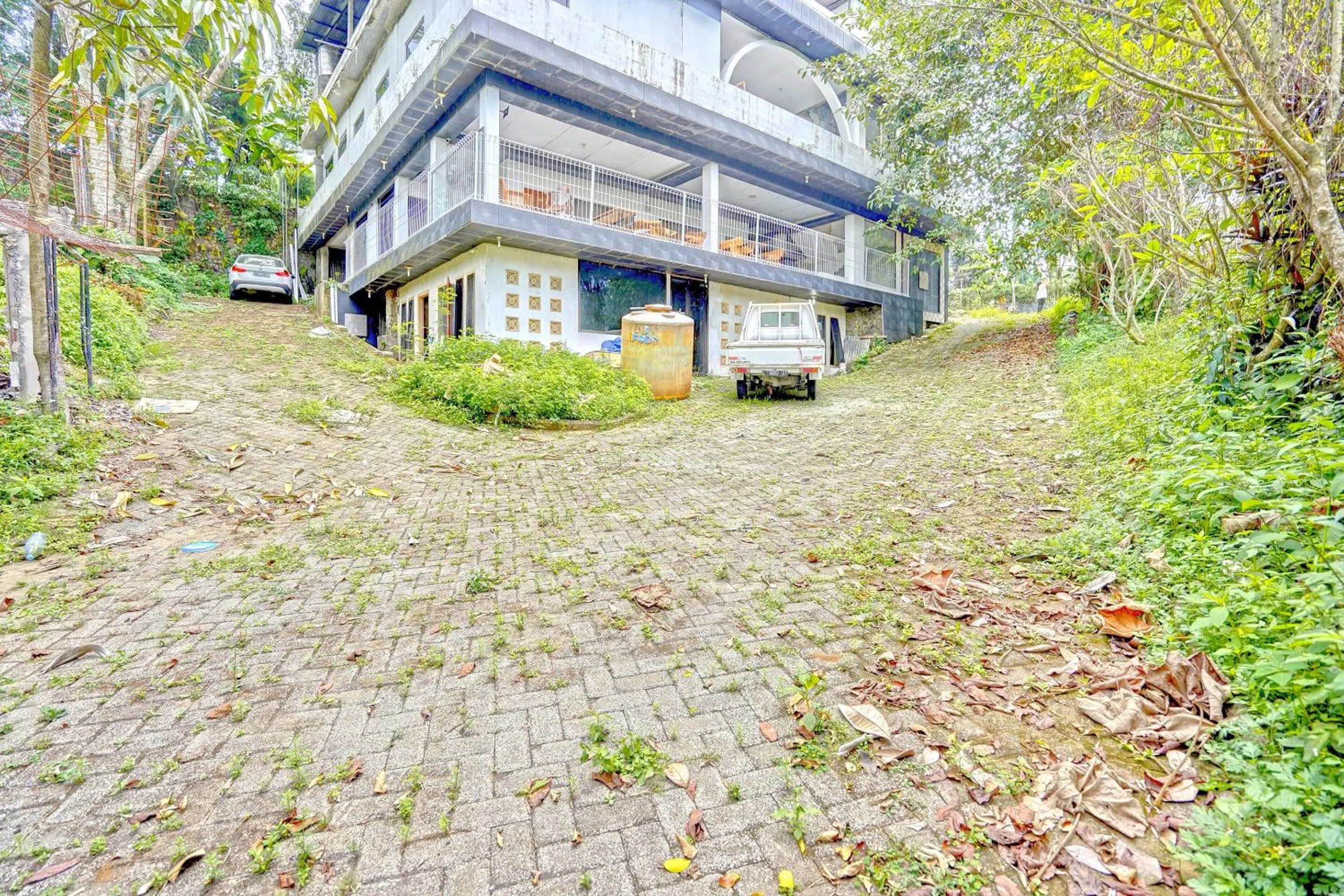 Facade/entrance in Hotel O Villa A1