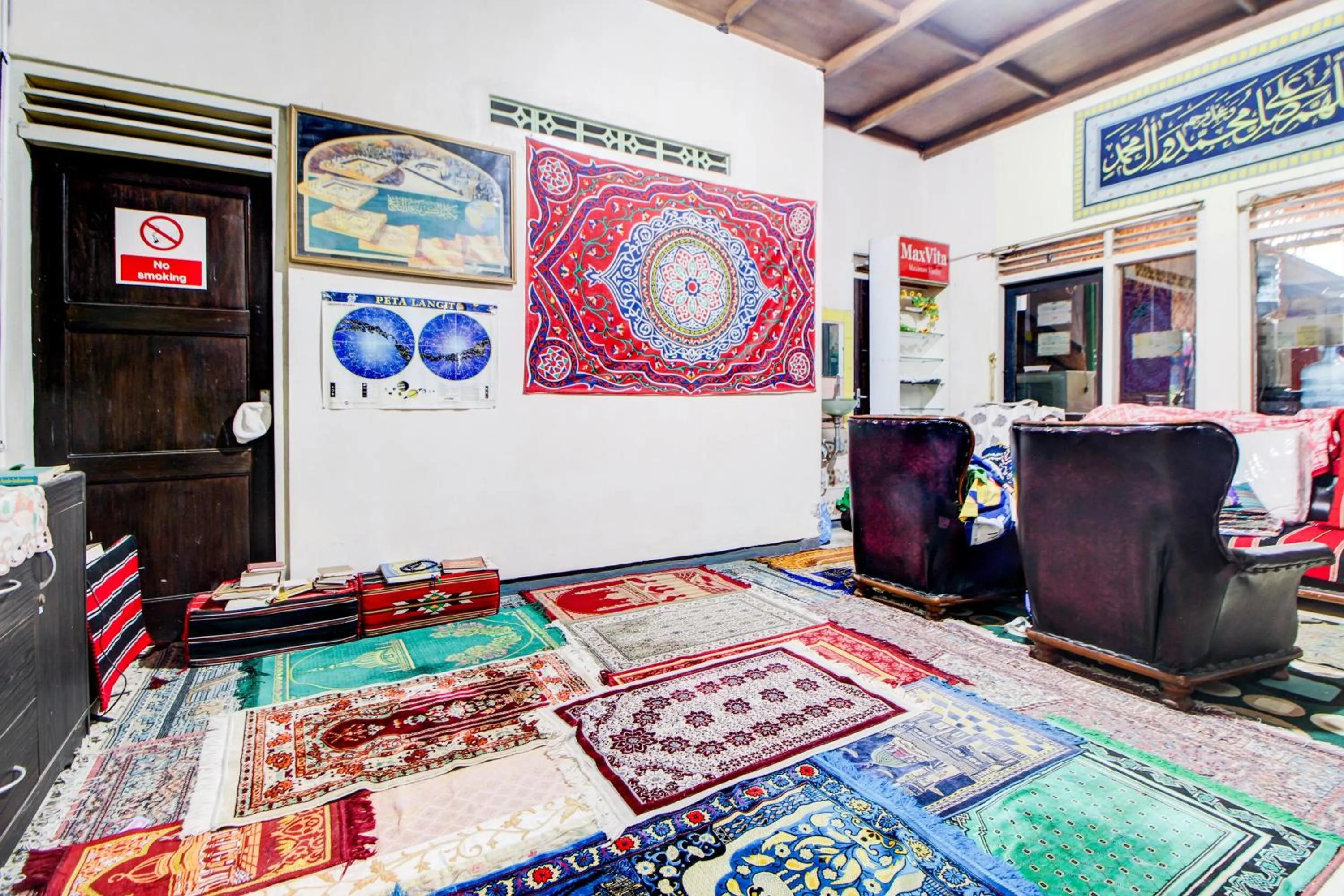 Lobby or reception in Hotel O Seturan Near Ugm Formerly Palem Kecut