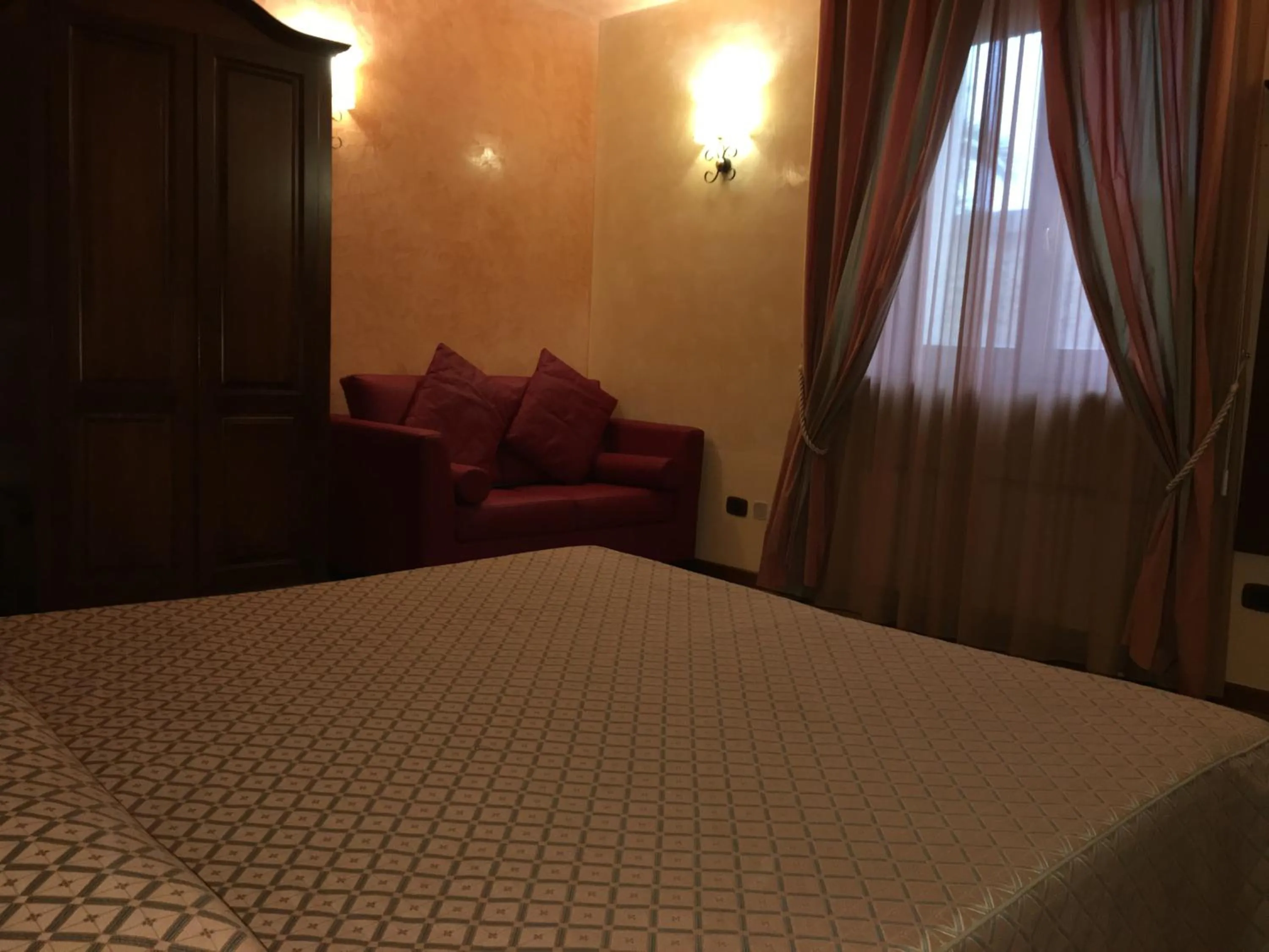 Bedroom, Bed in Hotel Al Ritrovo