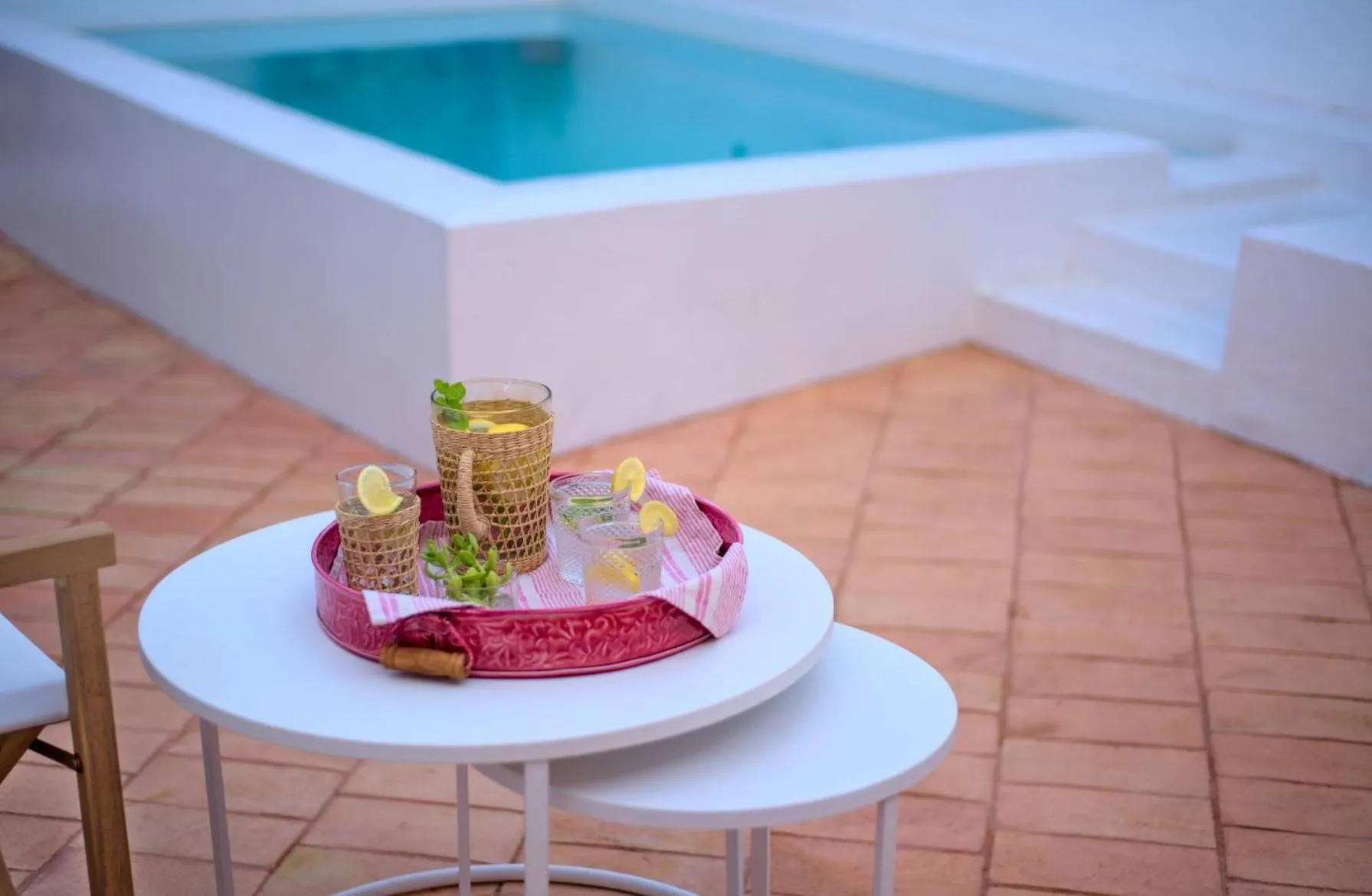 Swimming pool in Hotel Casa Ernestina