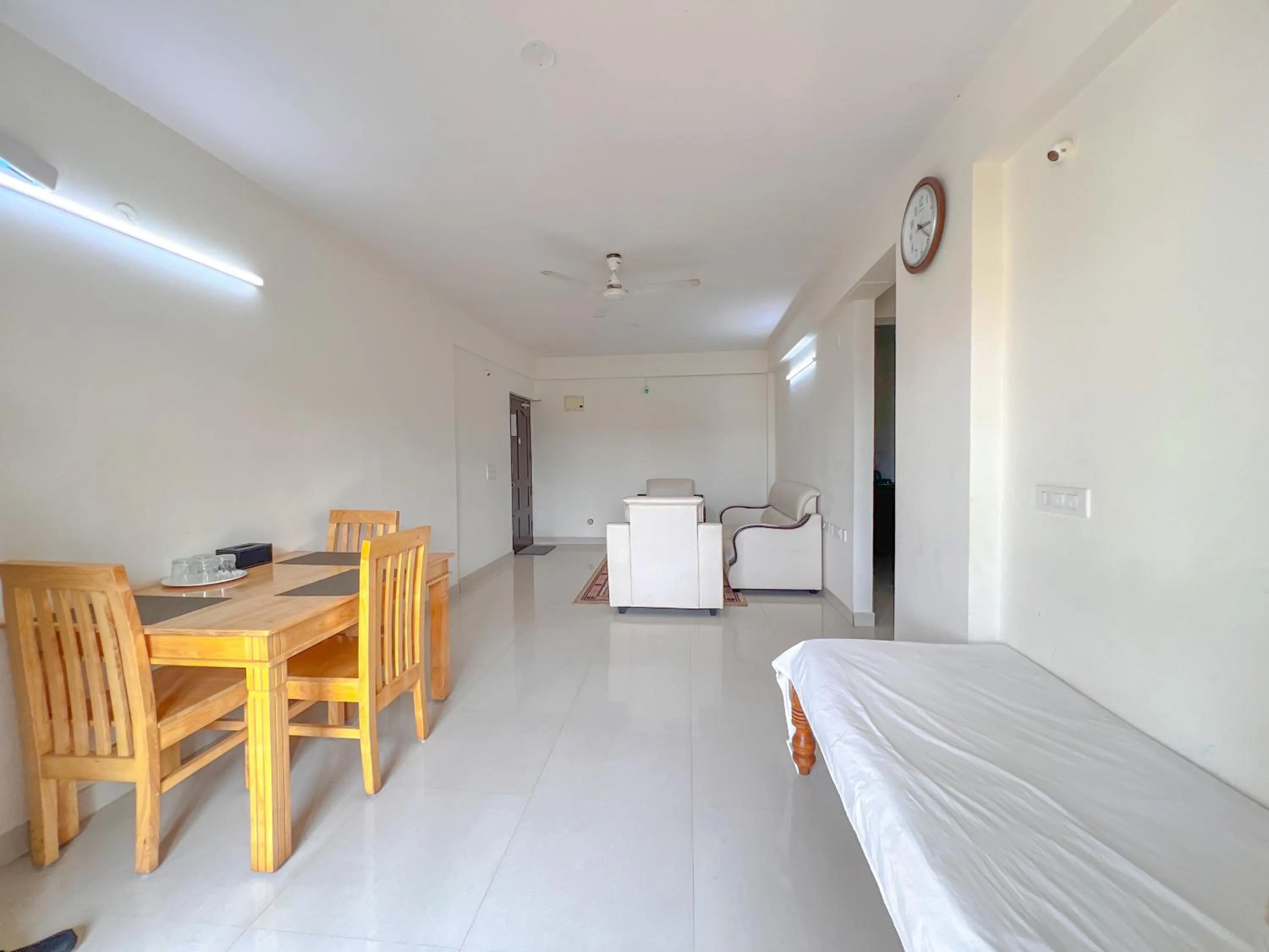 Bed in Windfall Service Apartment