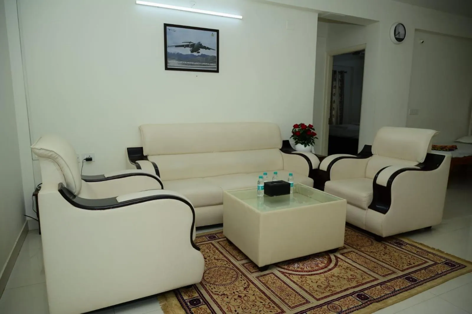 Windfall Service Apartment