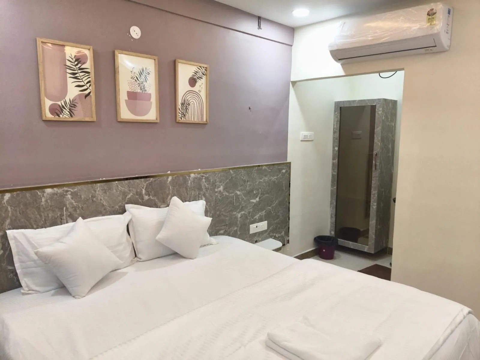 Bed in VIJAY BALAJI MAHAL A/C