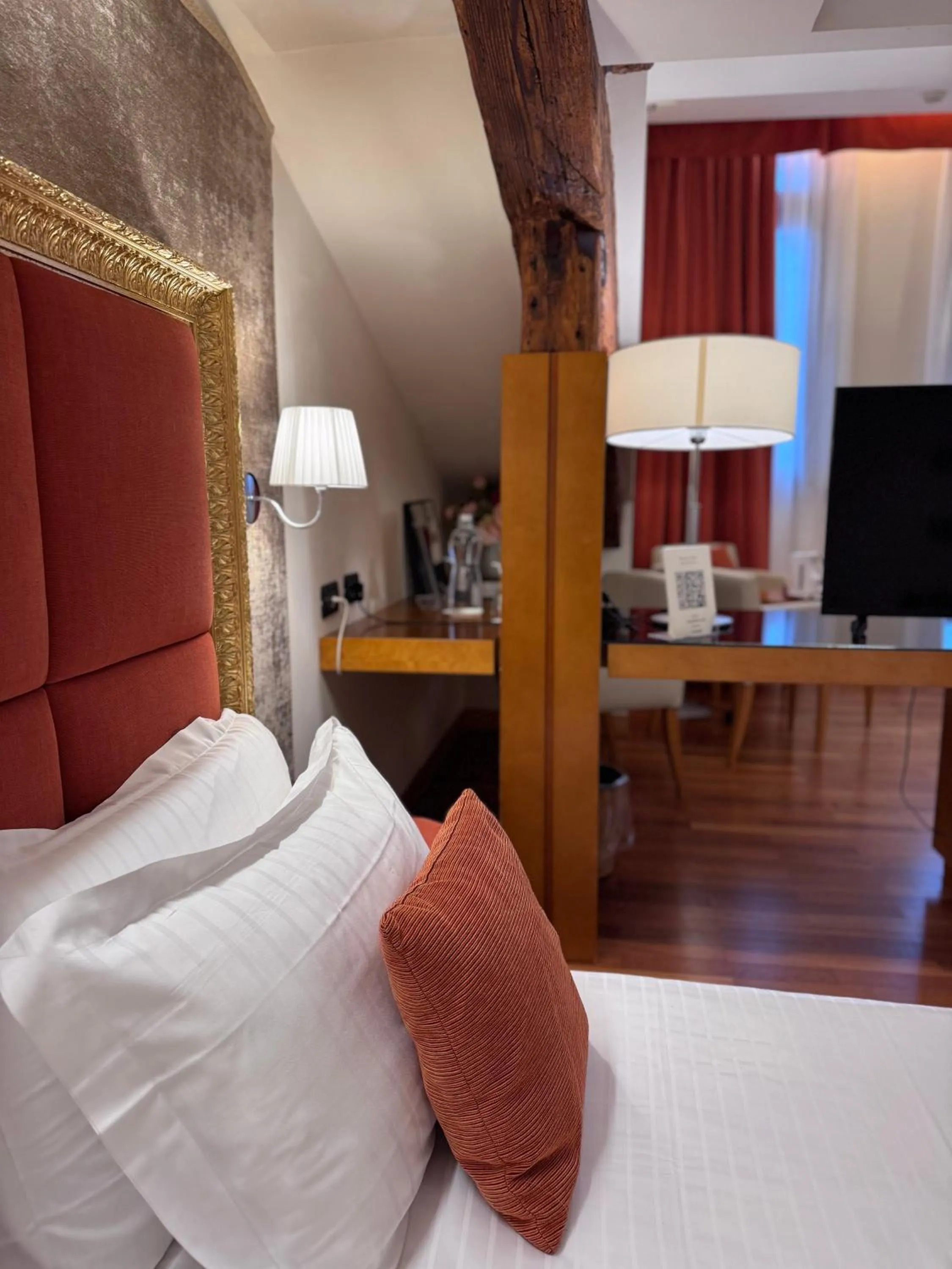 Bedroom, Bed in Ruzzini Palace Hotel