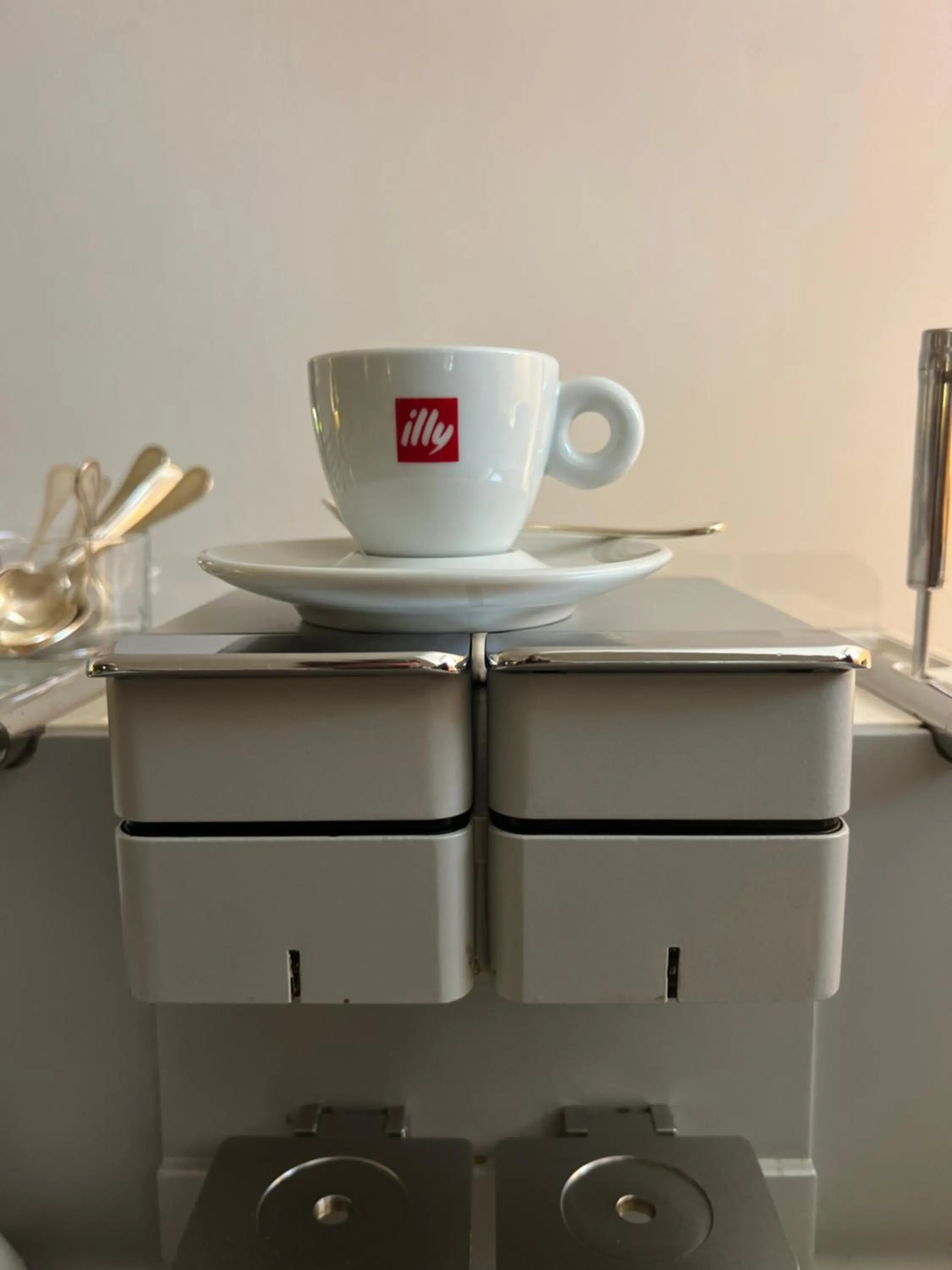 Coffee/tea facilities in Ruzzini Palace Hotel