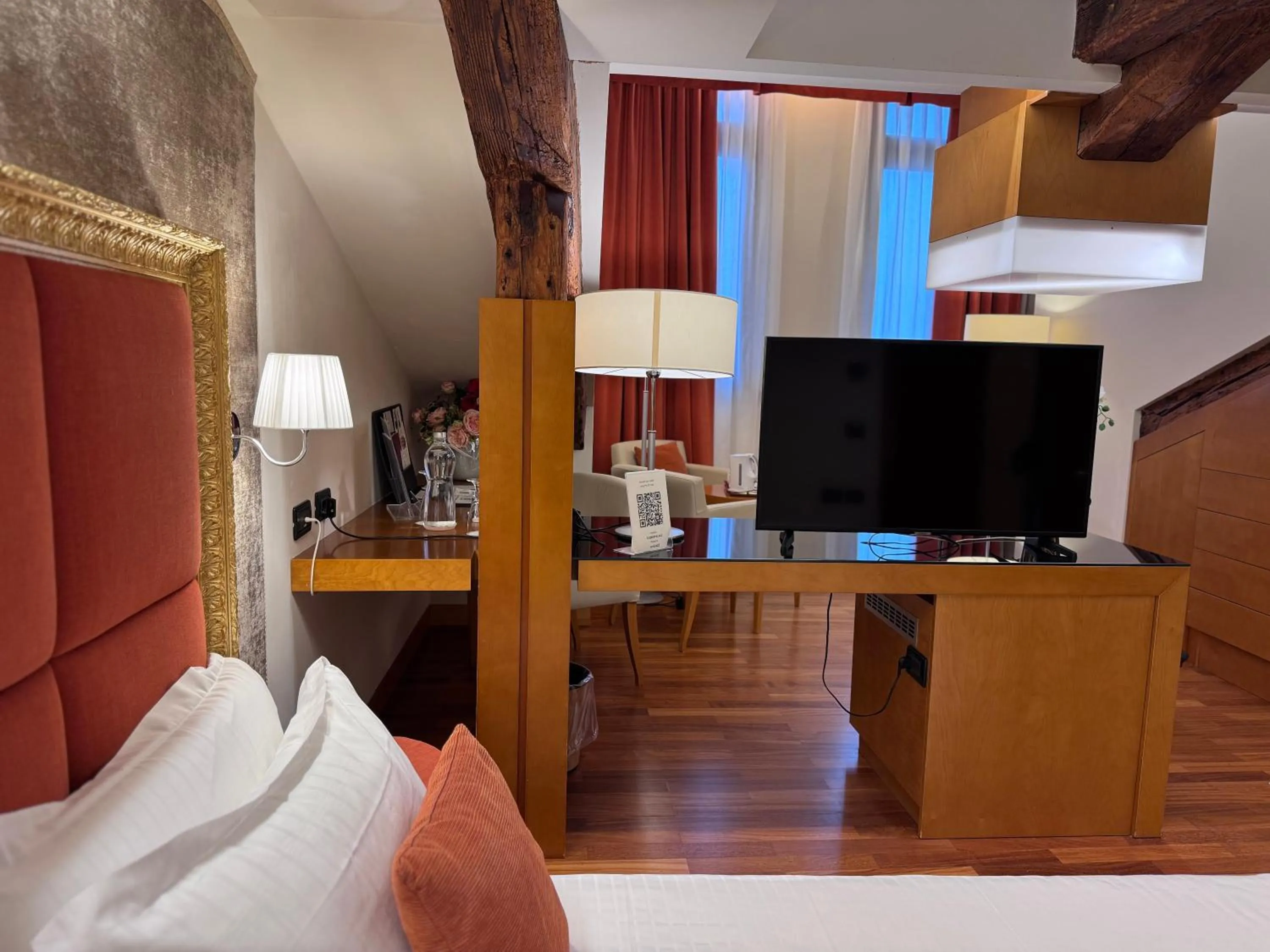 Bedroom in Ruzzini Palace Hotel