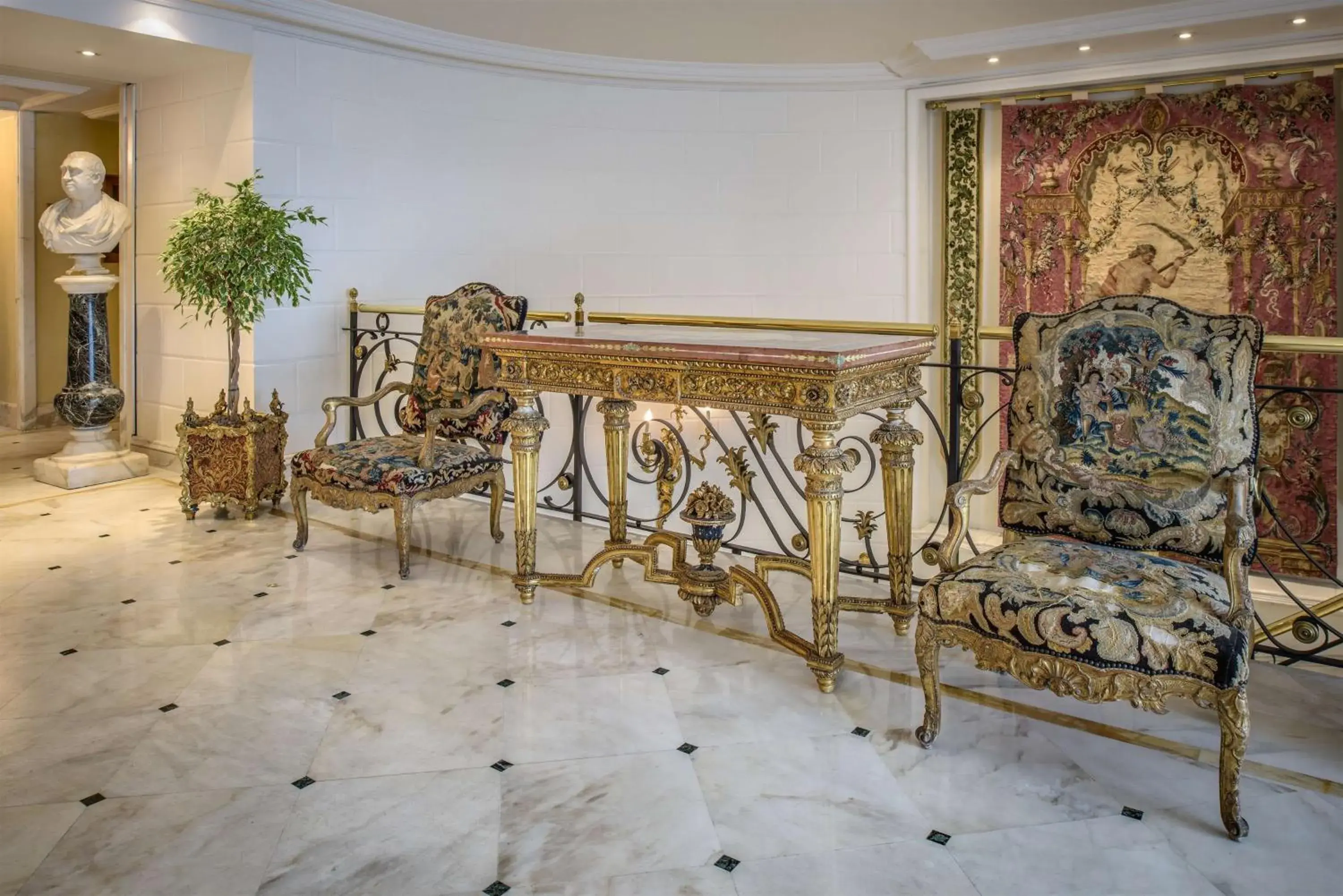 Lobby or reception in Rome Cavalieri, A Waldorf Astoria Hotel Lobby or reception in Rome Cavalieri, A Waldorf Astoria Hotel