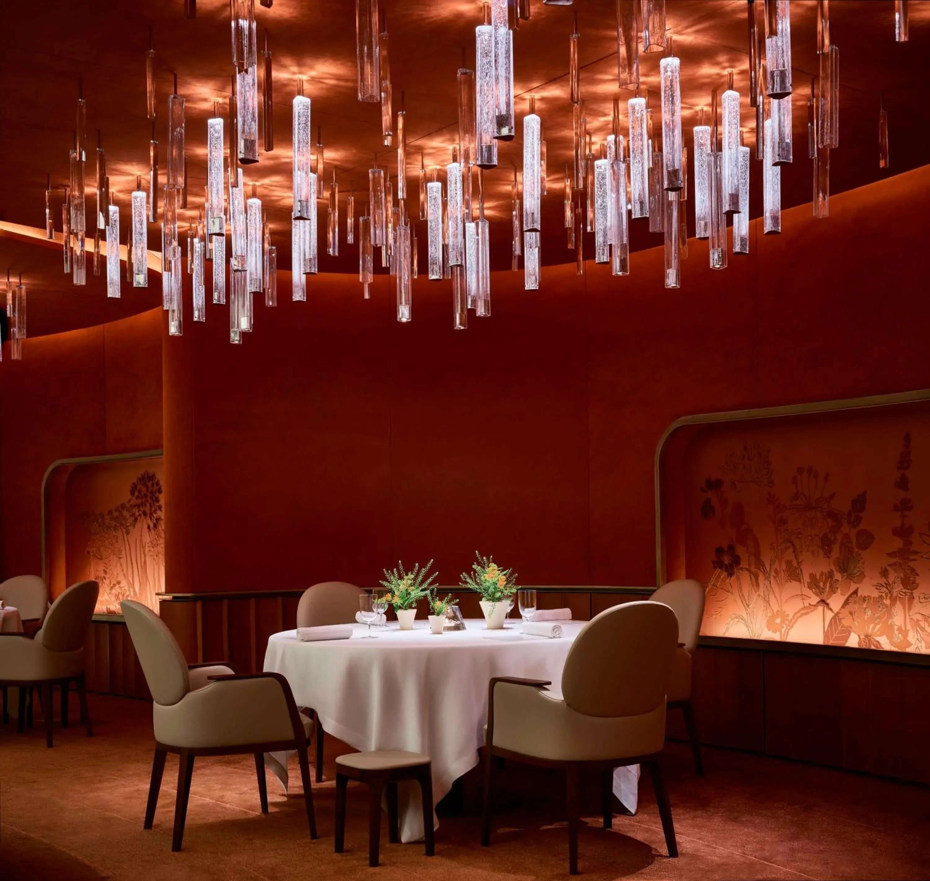 Restaurant/places to eat in Rome Cavalieri, A Waldorf Astoria Hotel Restaurant/places to eat in Rome Cavalieri, A Waldorf Astoria Hotel