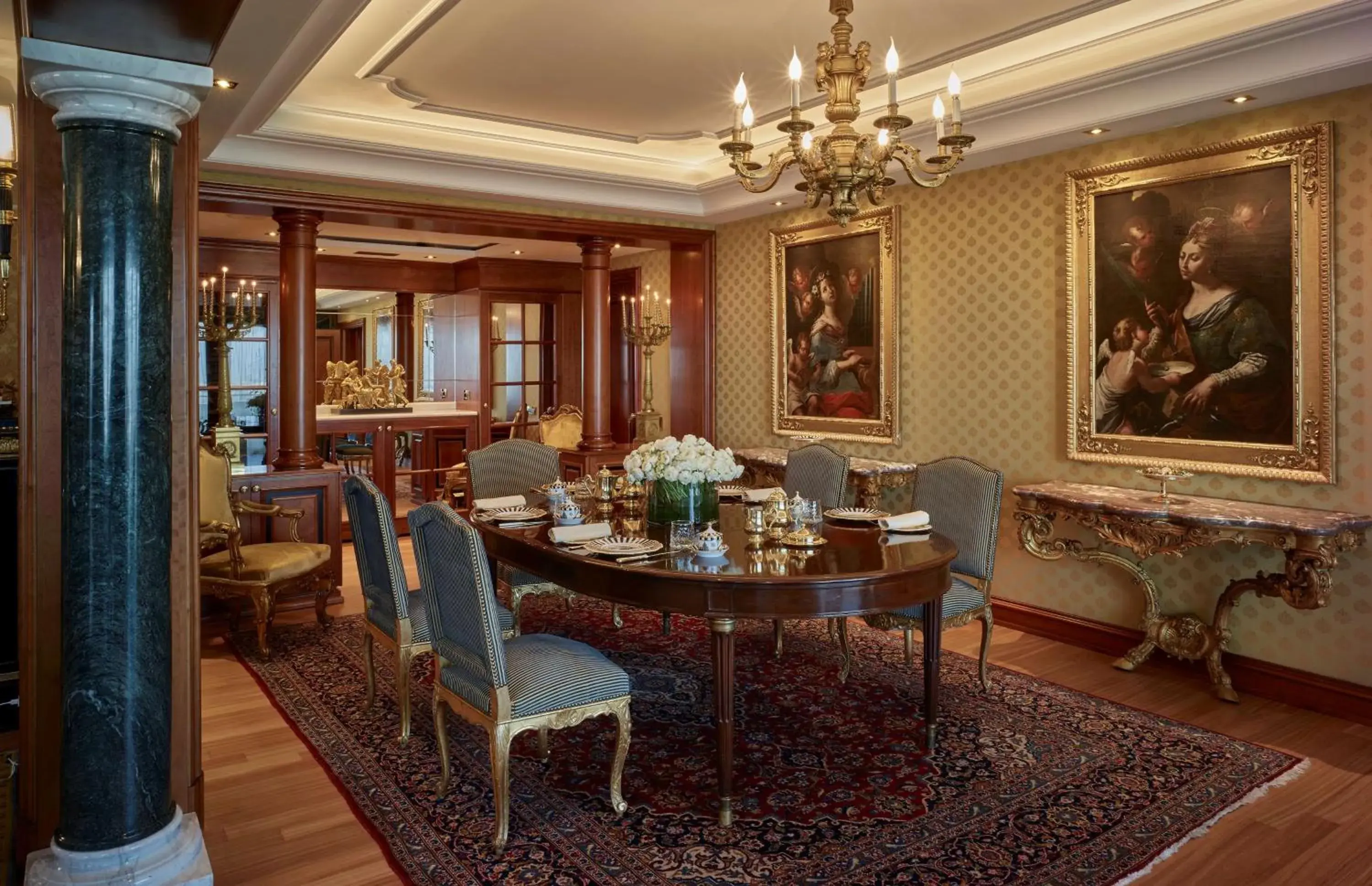 Living room in Rome Cavalieri, A Waldorf Astoria Hotel Living room in Rome Cavalieri, A Waldorf Astoria Hotel