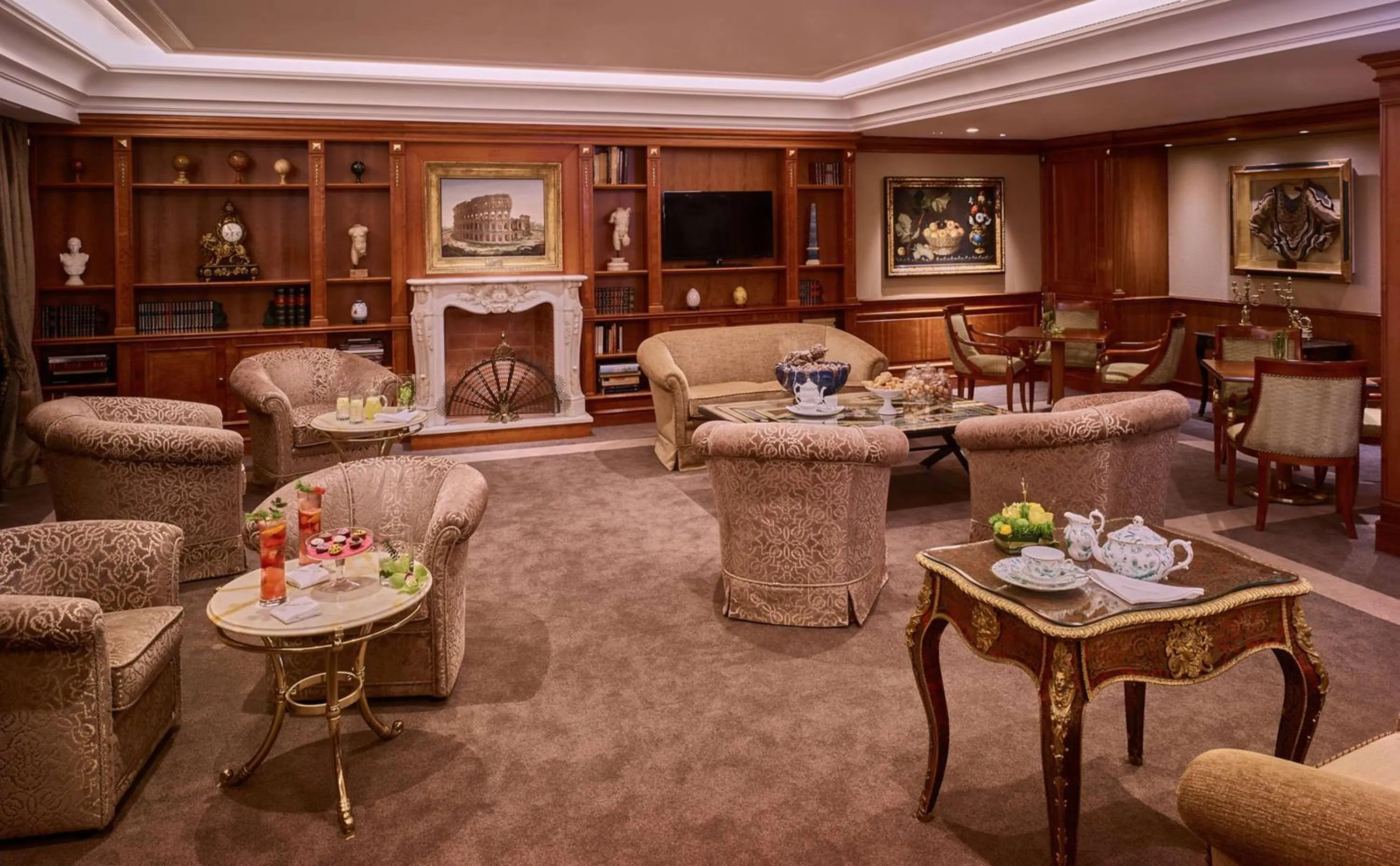 Restaurant/places to eat in Rome Cavalieri, A Waldorf Astoria Hotel