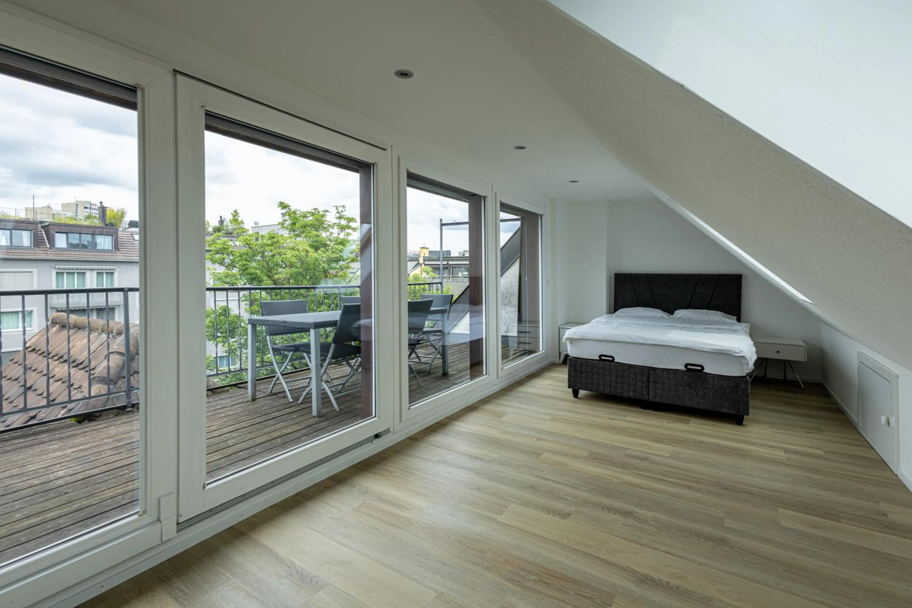 Luxury Apartments by Livingdowntown