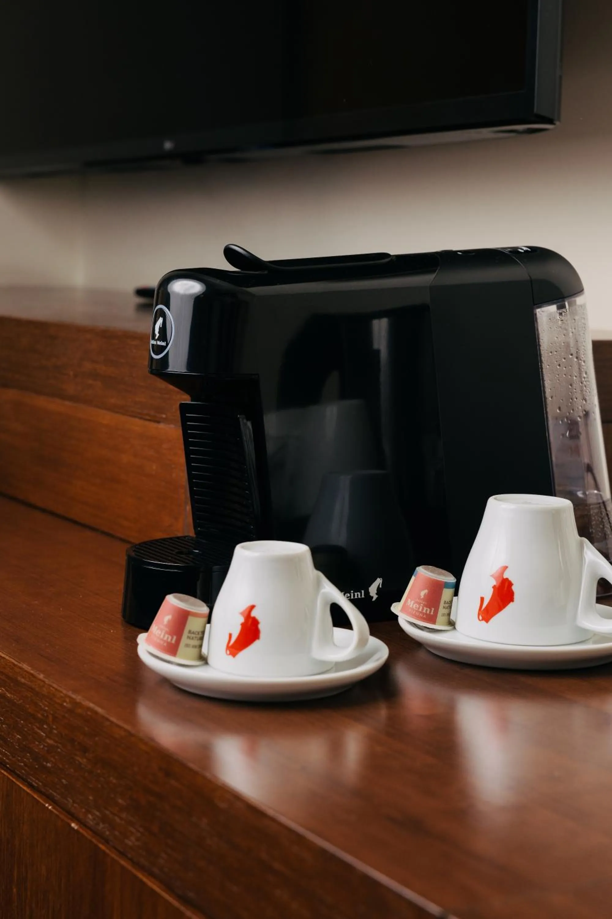 Coffee/tea facilities in Yerevan Place Hotel