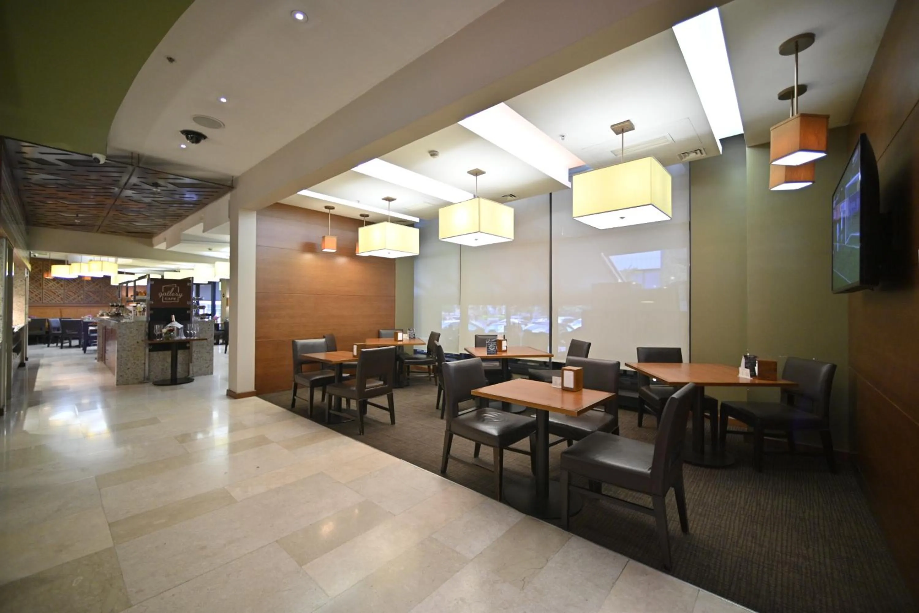 Lounge or bar in Yerevan Place Hotel