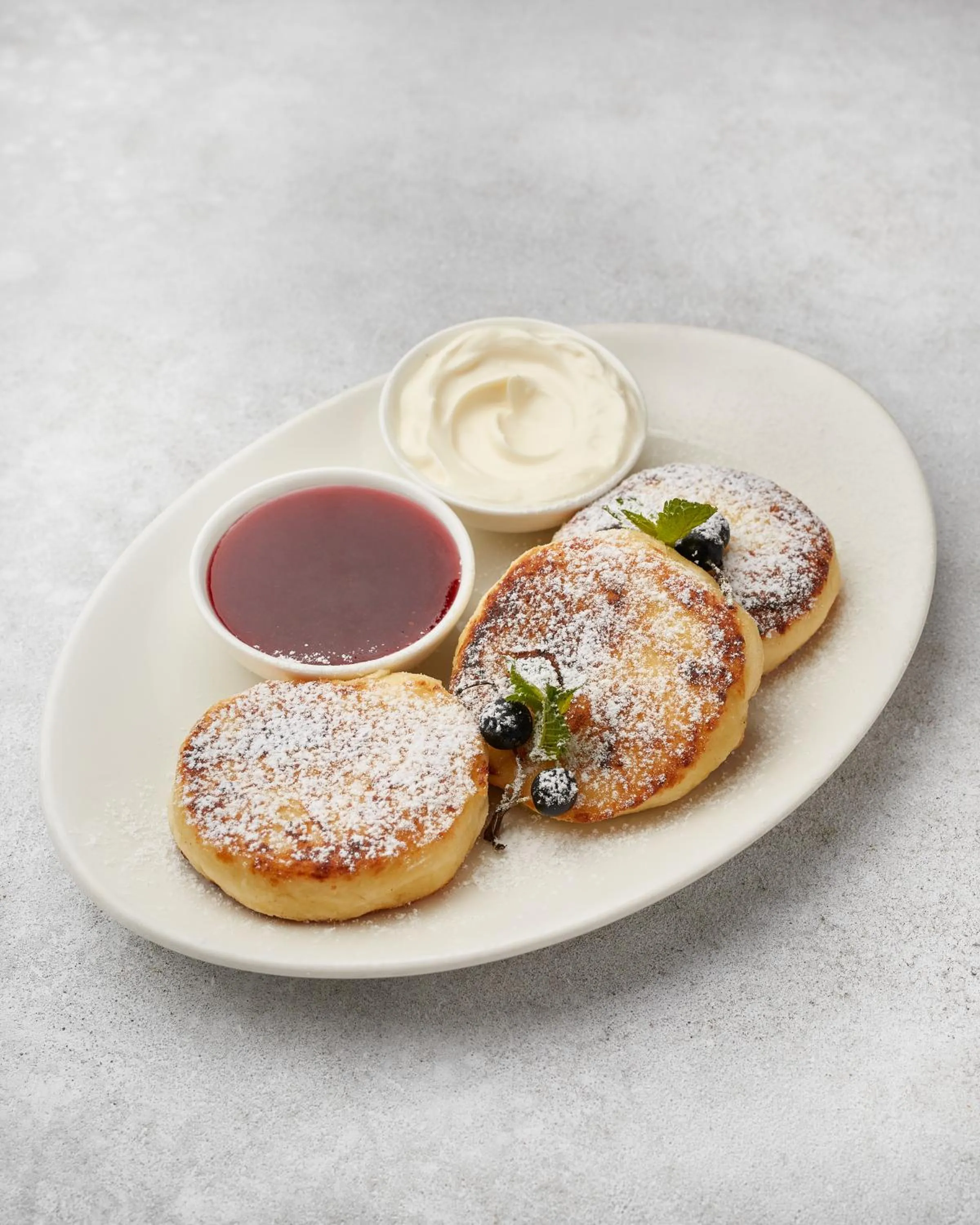 Restaurant/places to eat in Yerevan Place Hotel