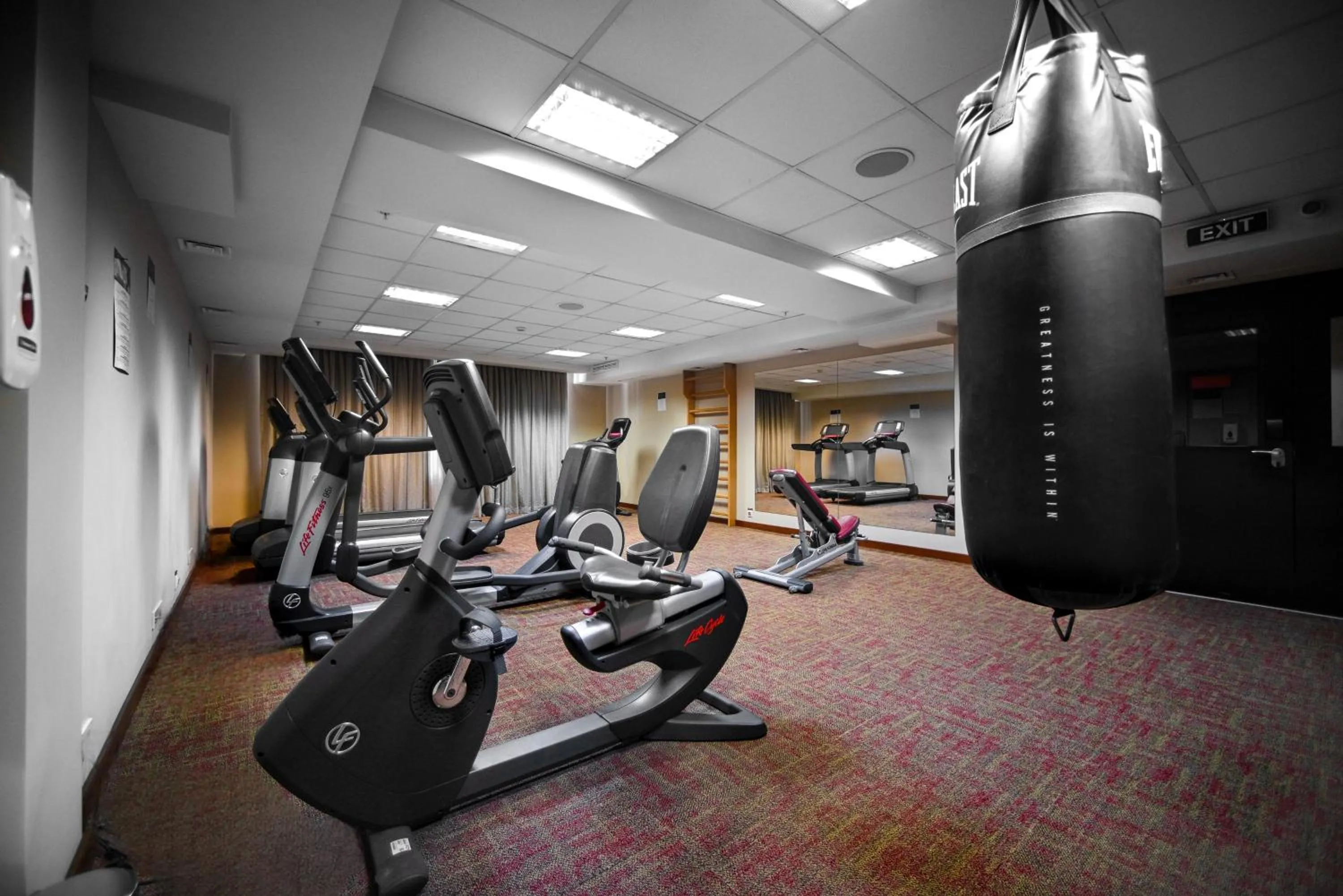 Fitness centre/facilities in Yerevan Place Hotel