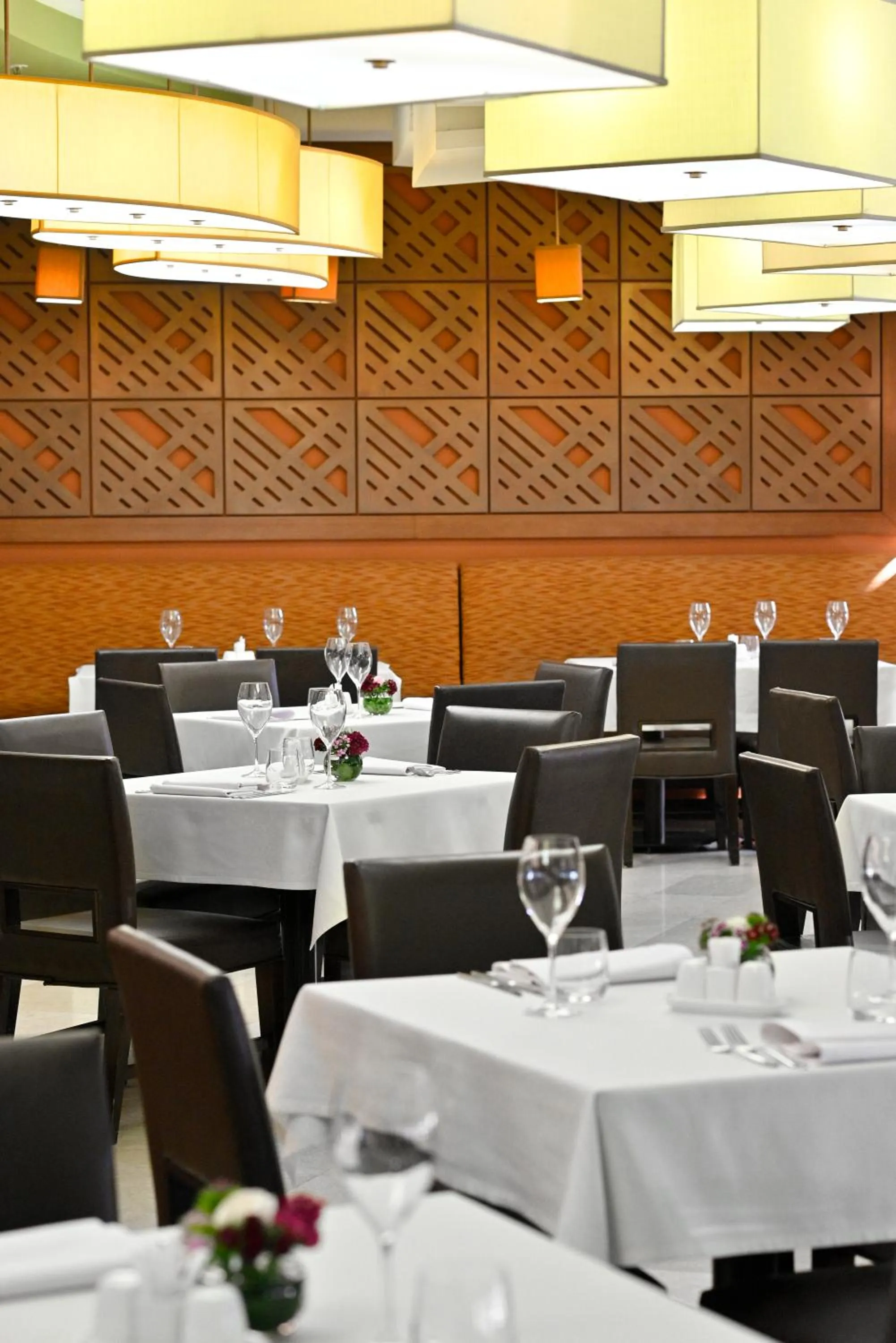 Restaurant/places to eat in Yerevan Place Hotel