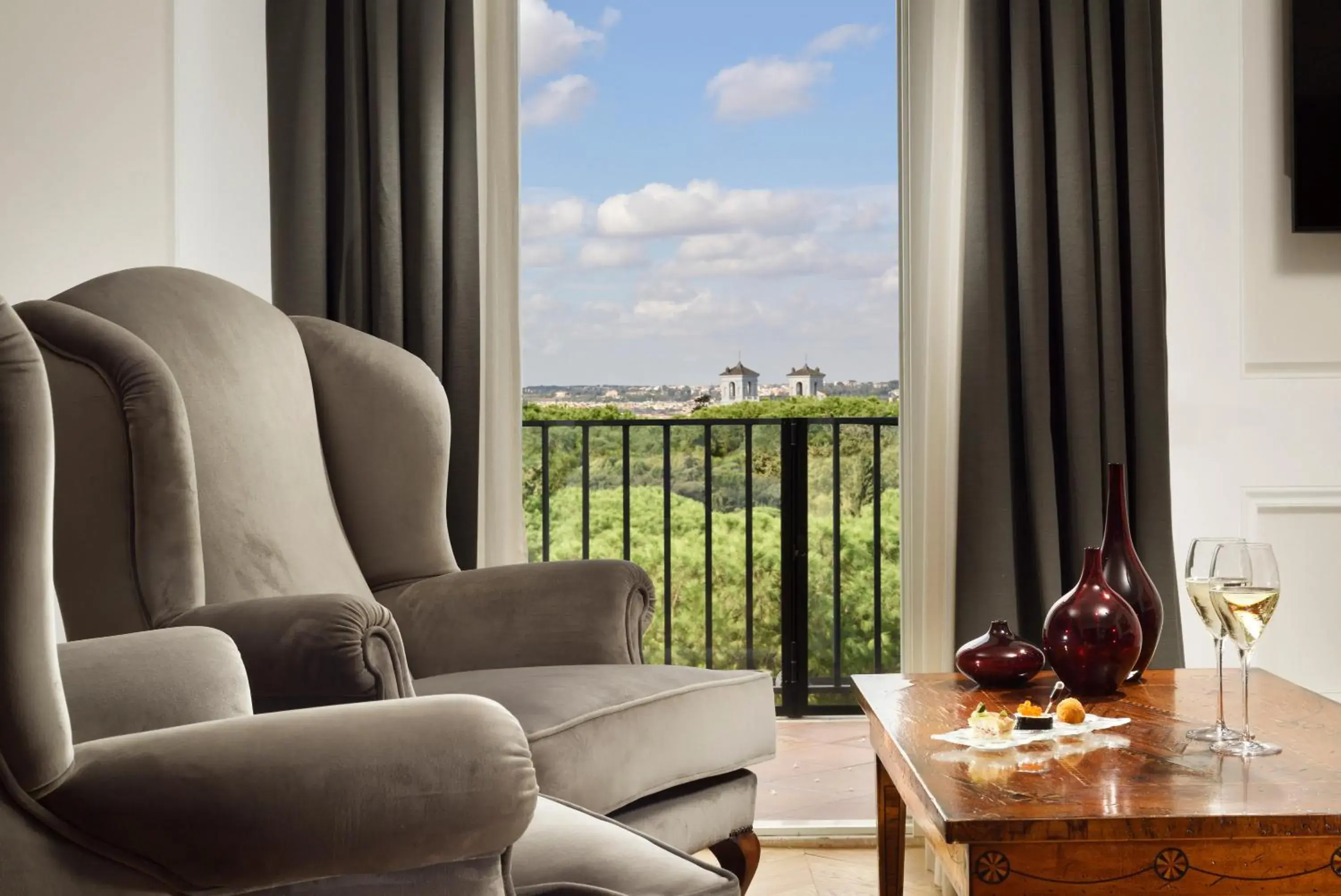 Penthouse Villa Medici in Hotel Splendide Royal - The Leading Hotels of the World Penthouse Villa Medici in Hotel Splendide Royal - The Leading Hotels of the World