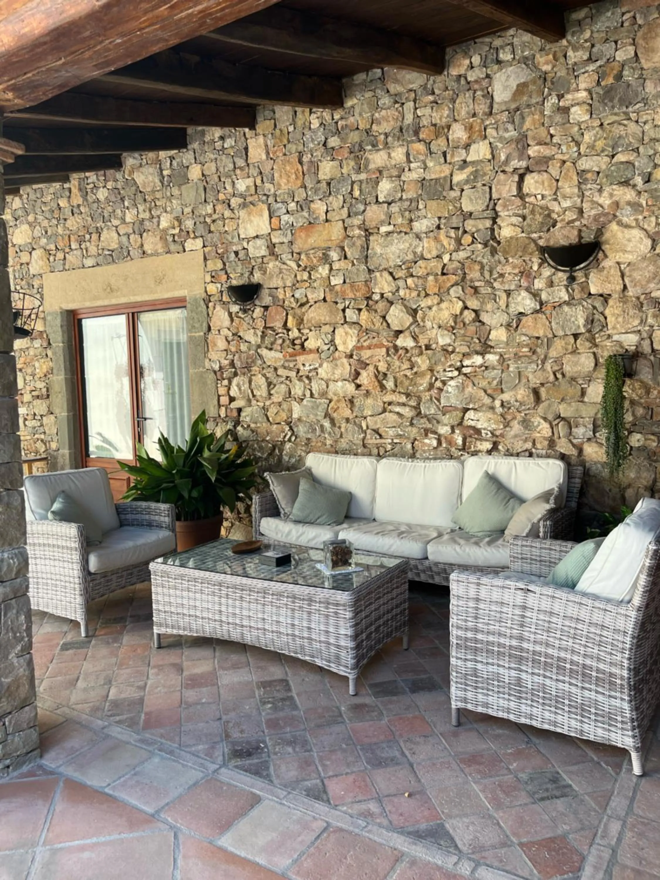 Property building in Masia Can Viver - Olive oil tourism B&B