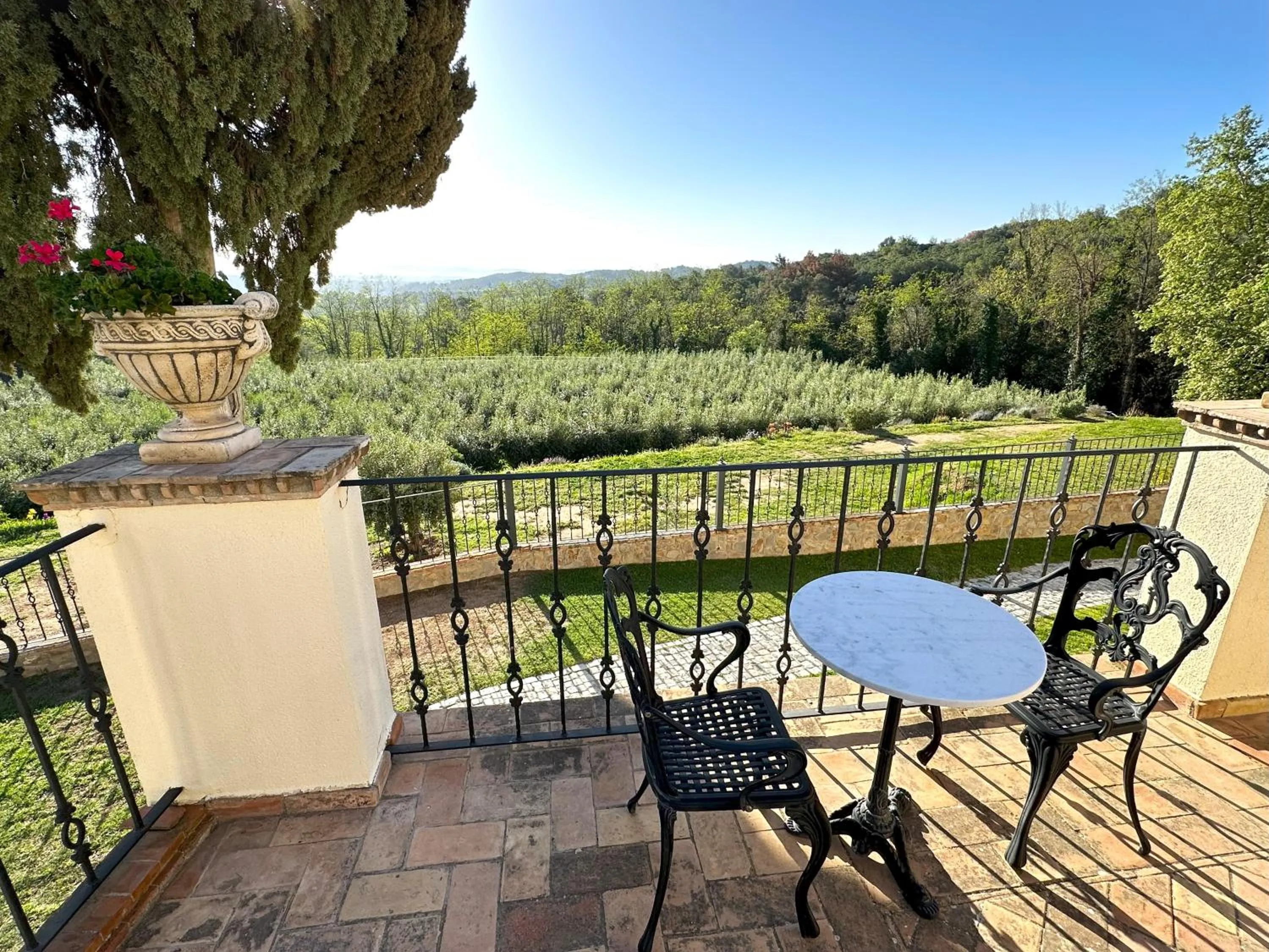 Balcony/Terrace in Masia Can Viver - Olive oil tourism B&B