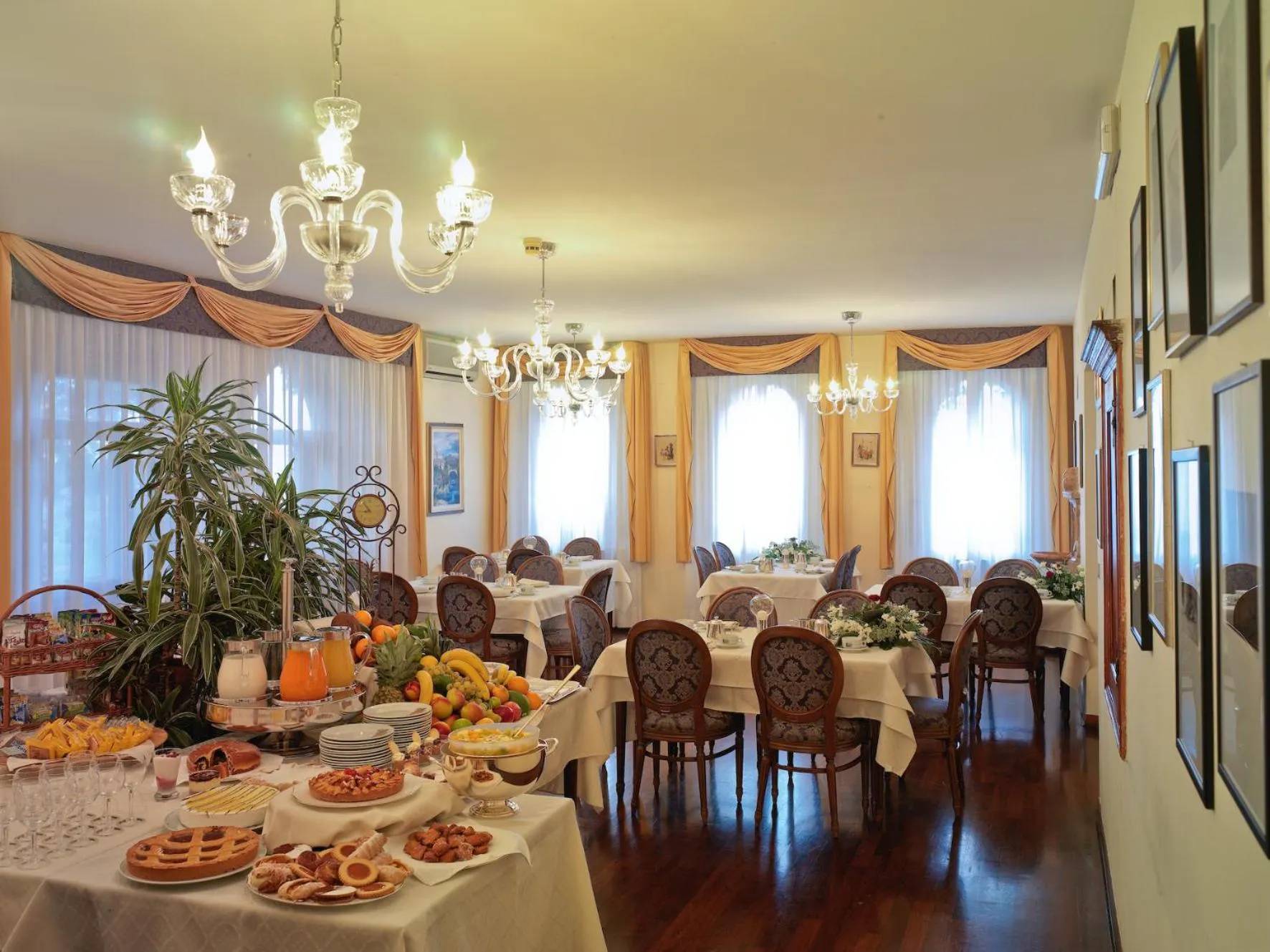 Breakfast in Locanda al Castello Wellness Resort