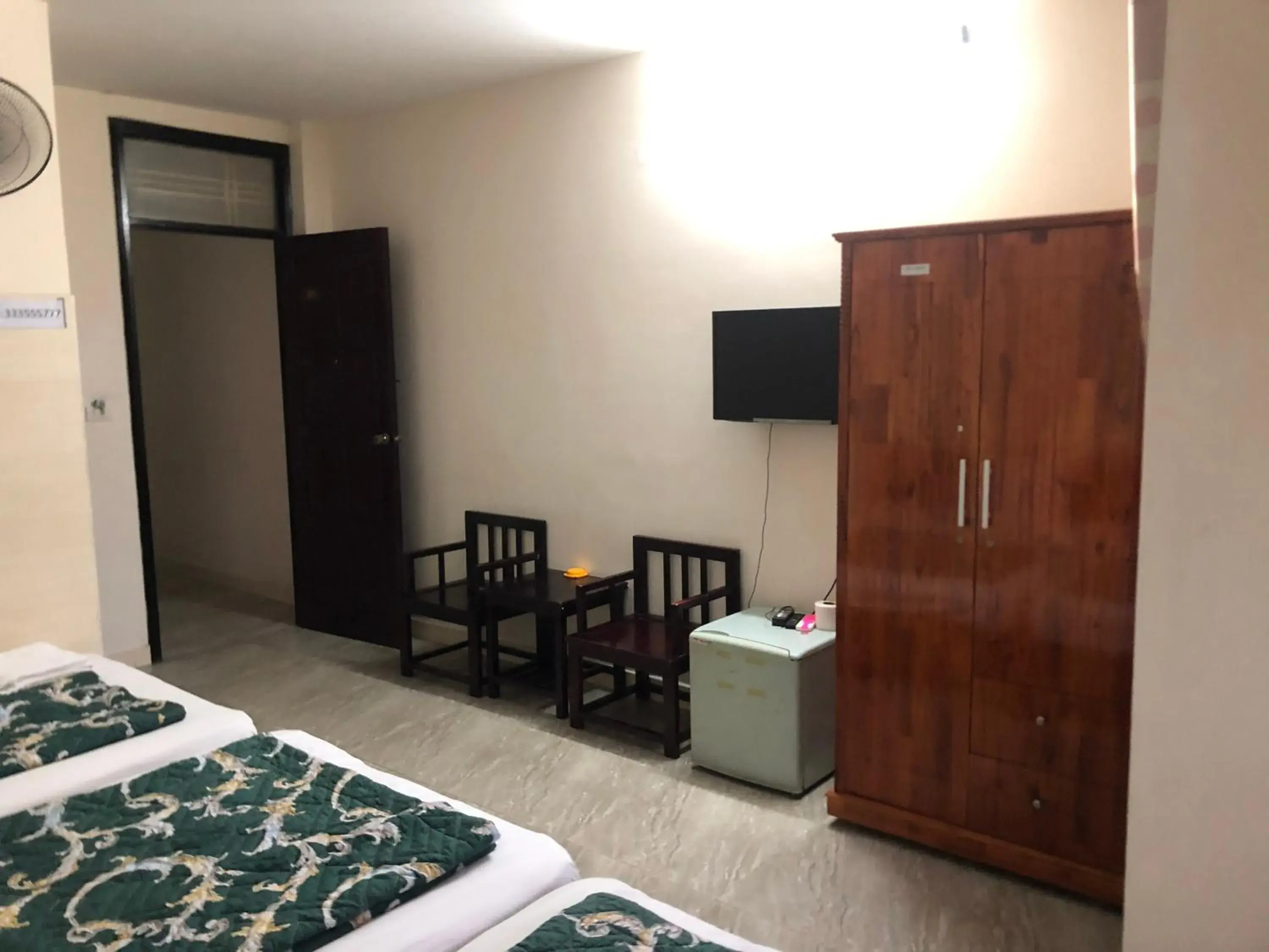 Bedroom in OYO 1171 Tay Hai Hotel Bedroom in OYO 1171 Tay Hai Hotel