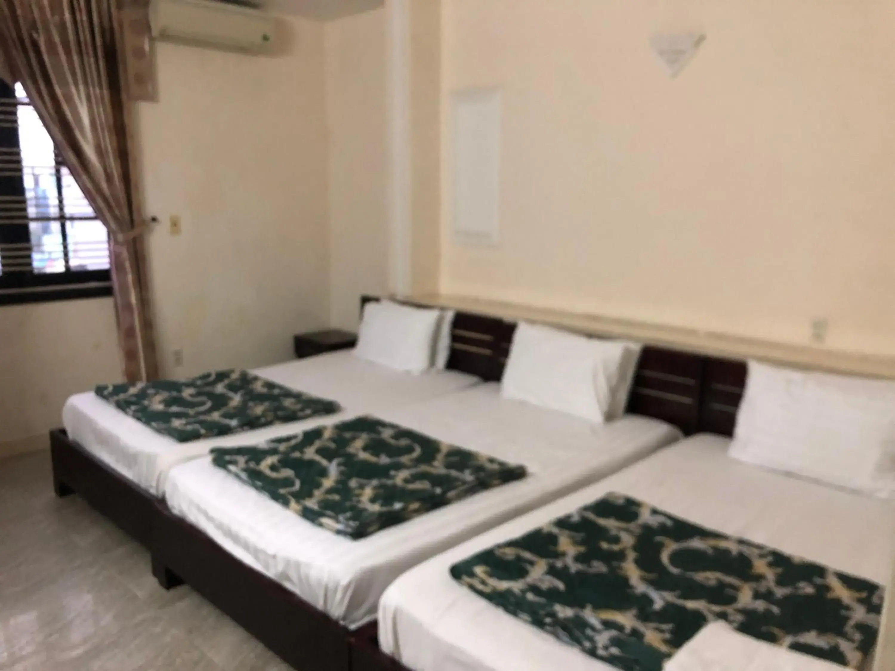 Bedroom in OYO 1171 Tay Hai Hotel Bedroom in OYO 1171 Tay Hai Hotel