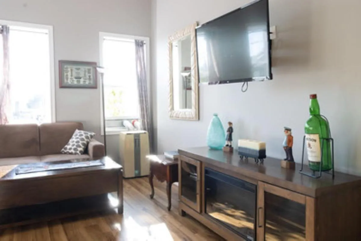 Living room in Canalside Restaurant & Inn