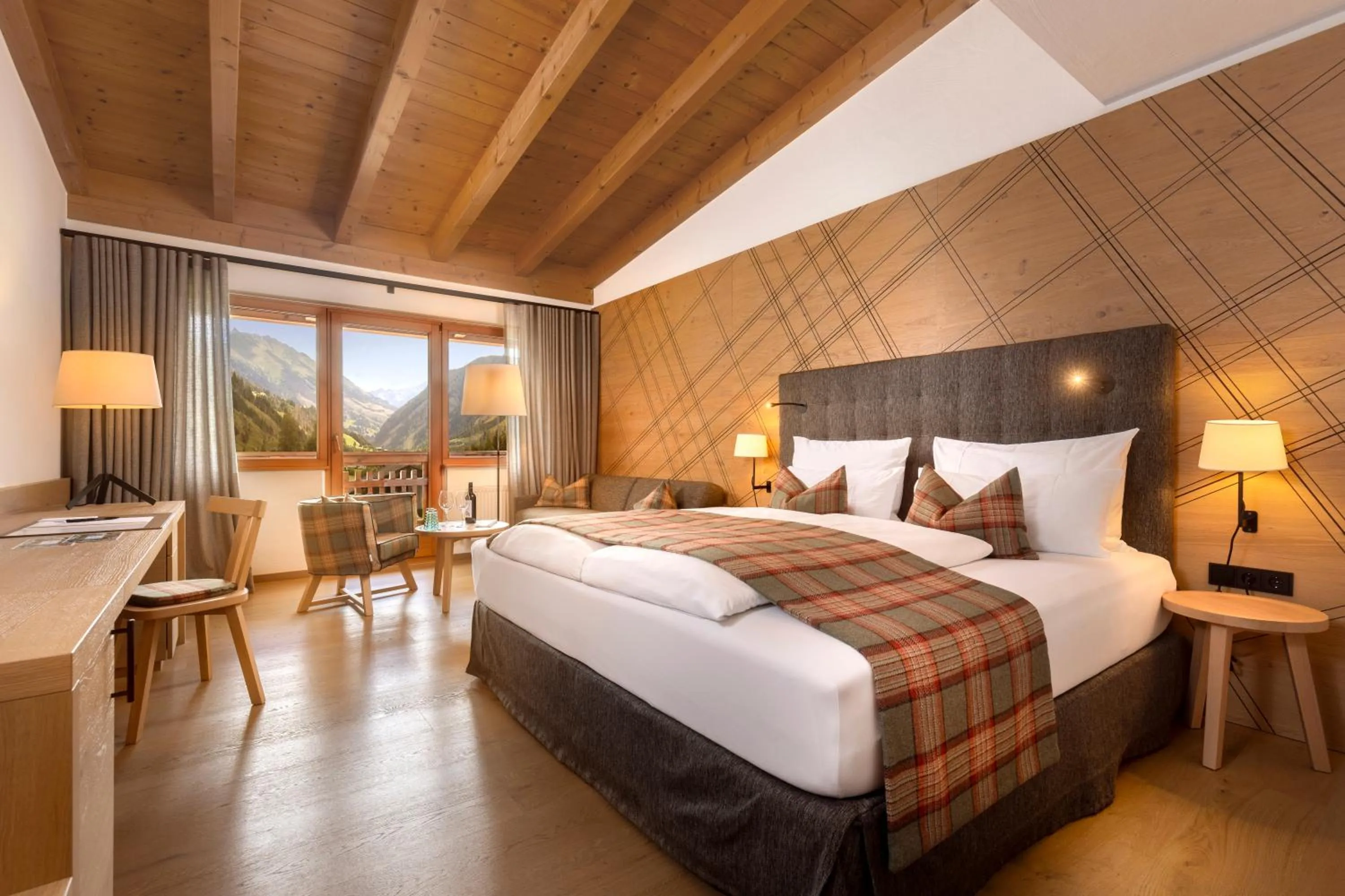 Bed in Defereggental Hotel & Resort