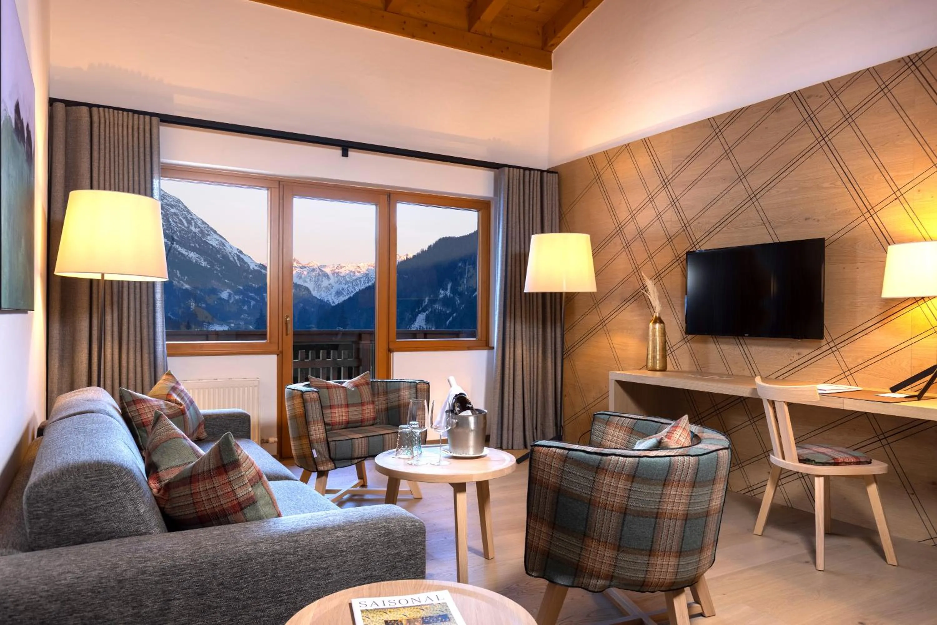 Living room in Defereggental Hotel & Resort