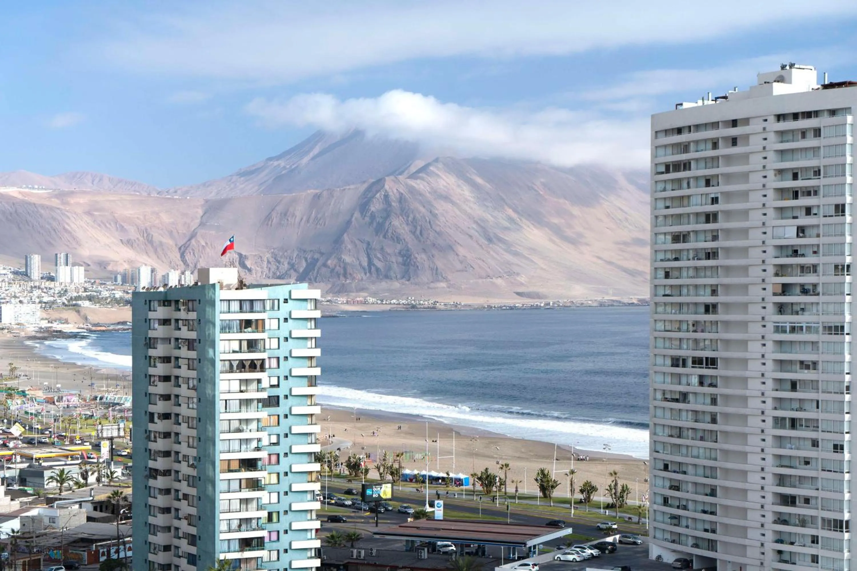 Property building in NH Iquique Pacifico