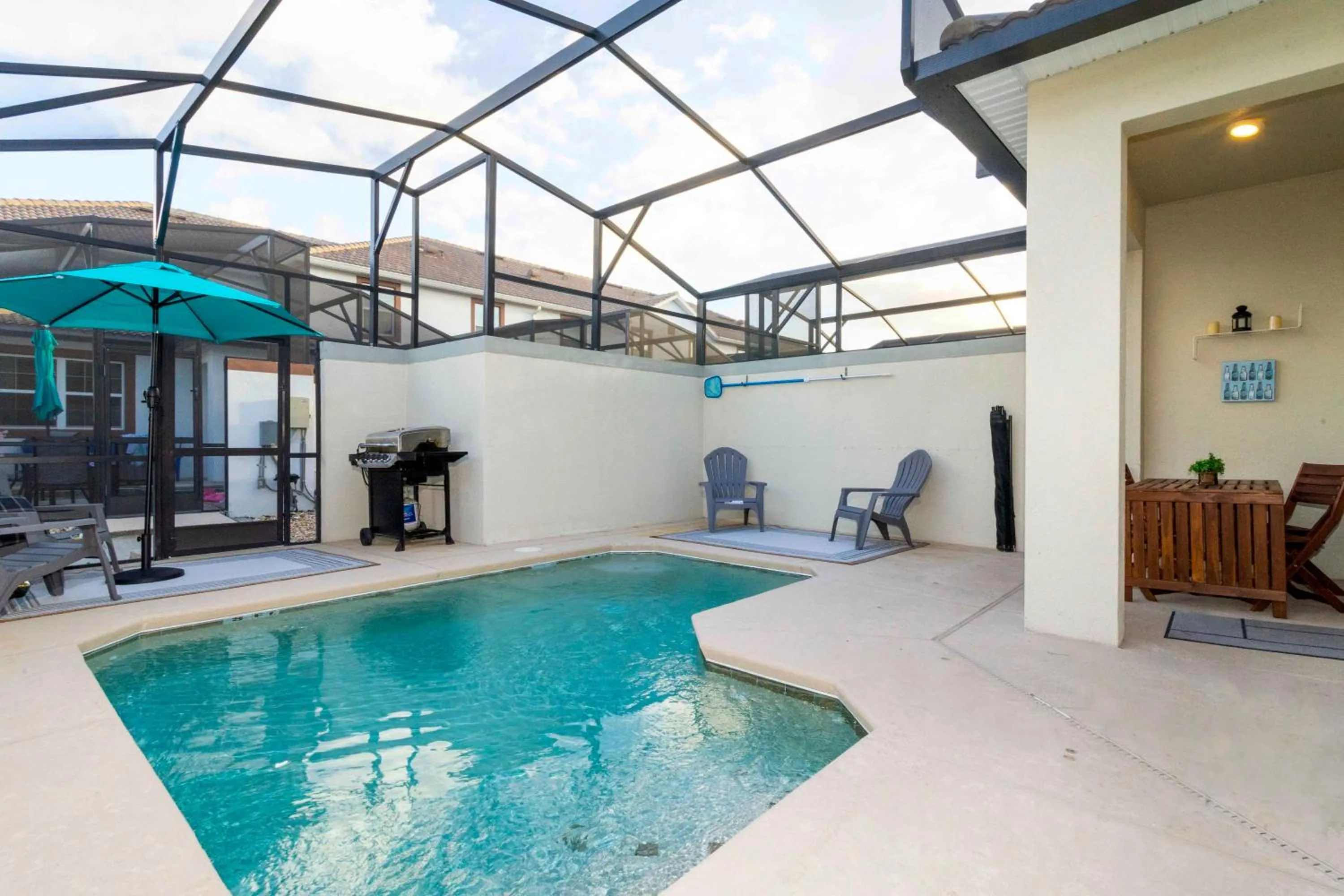 Magnificent 5Bd w/ Pool Close to Disney @Storey Lake 4800