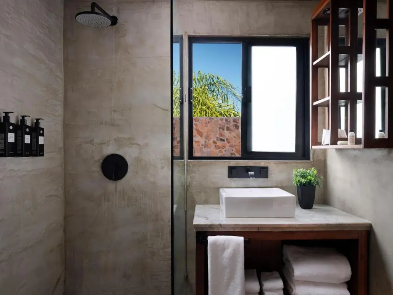 Standard King Room in Surya Hotel Standard King Room in Surya Hotel