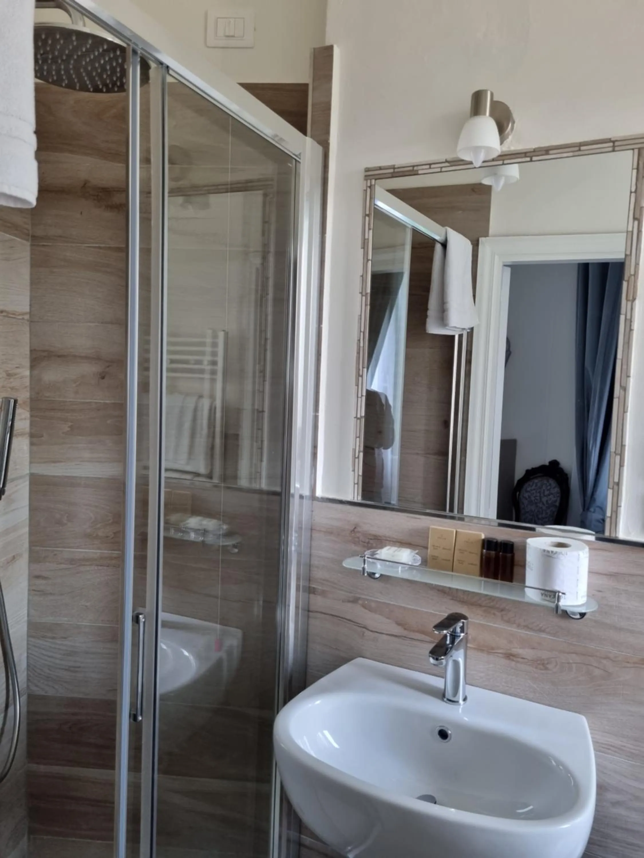 Bathroom in Hotel Villa Bonelli