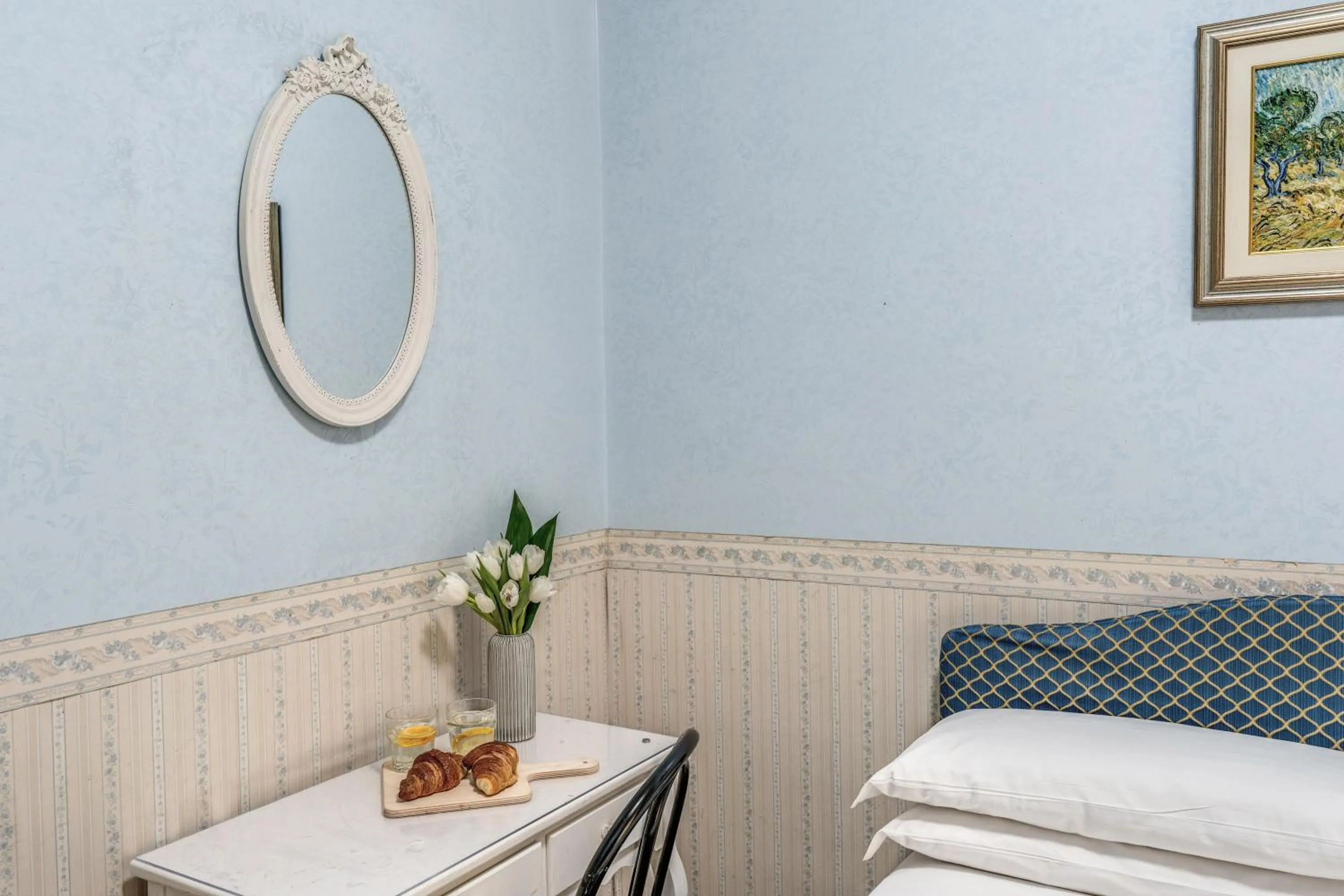 Decorative detail, Bed in Hotel Orazia