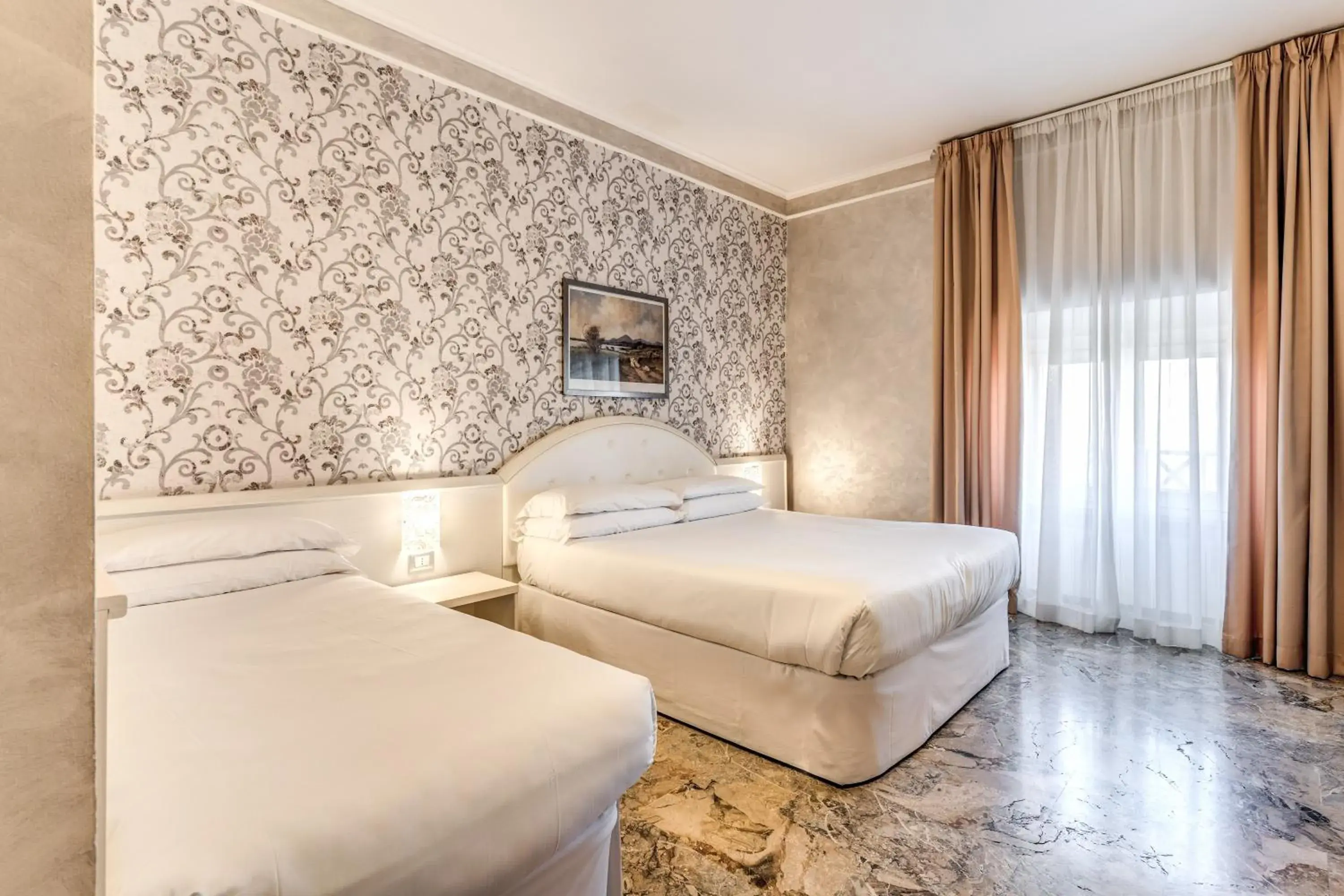 Bed in Hotel Orazia Bed in Hotel Orazia