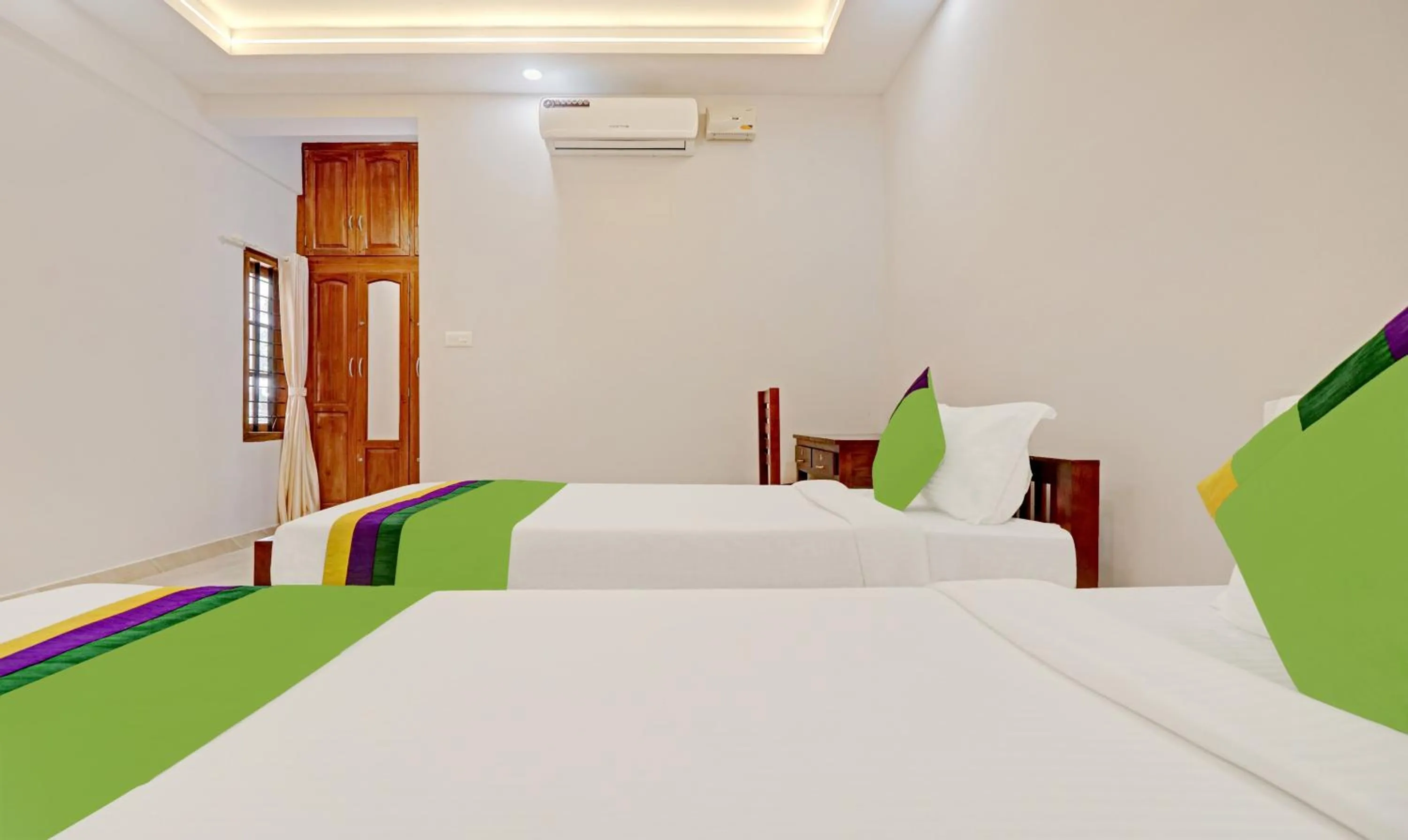 Bedroom in Itsy Hotels Palm Grove By D2V