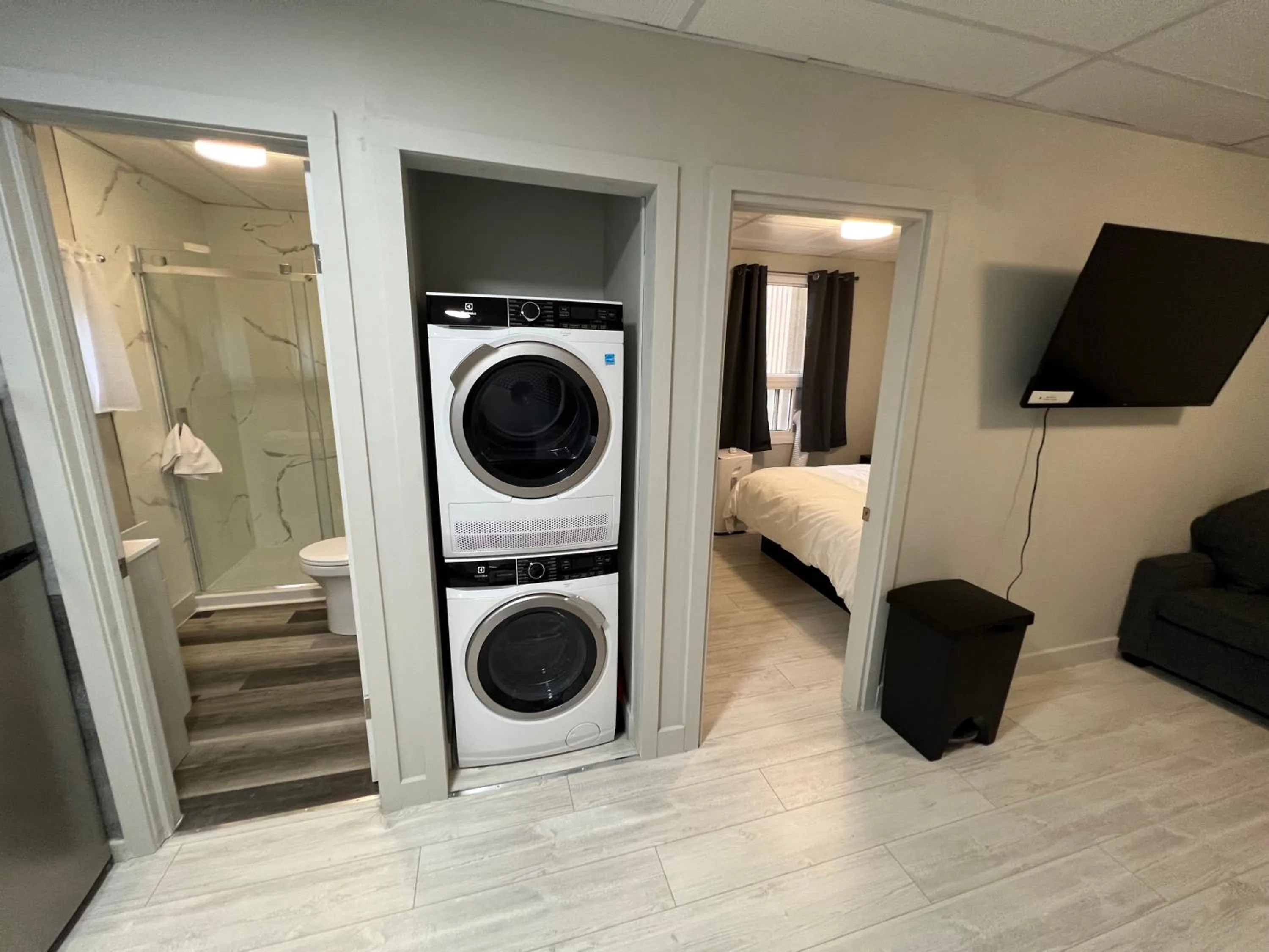 Photo of the whole room, Bed in Le Centre-Ville