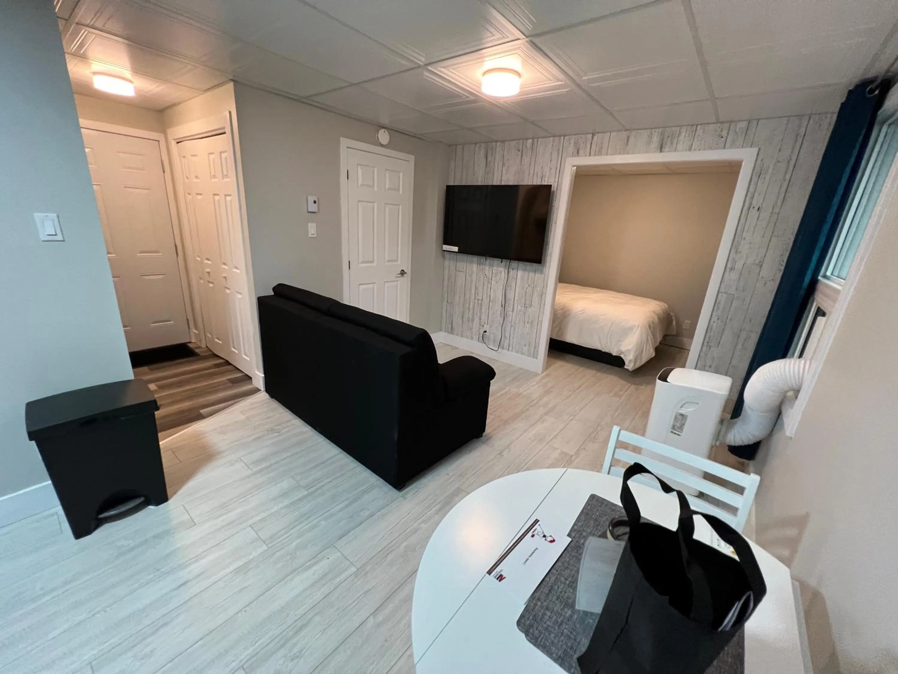 Photo of the whole room, Bed in Le Centre-Ville