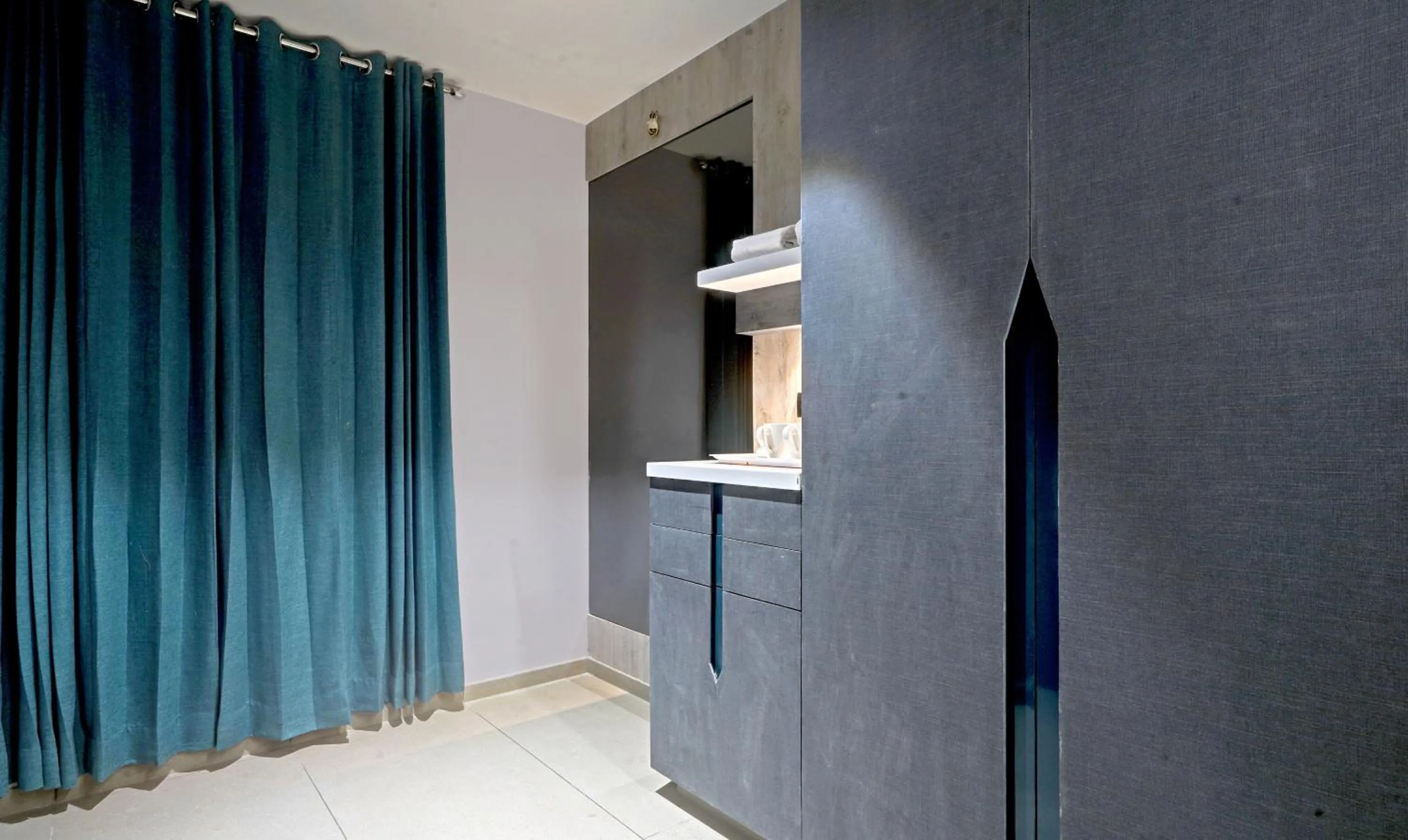 Bedroom in Treebo Premium La Orchid, Big Temple