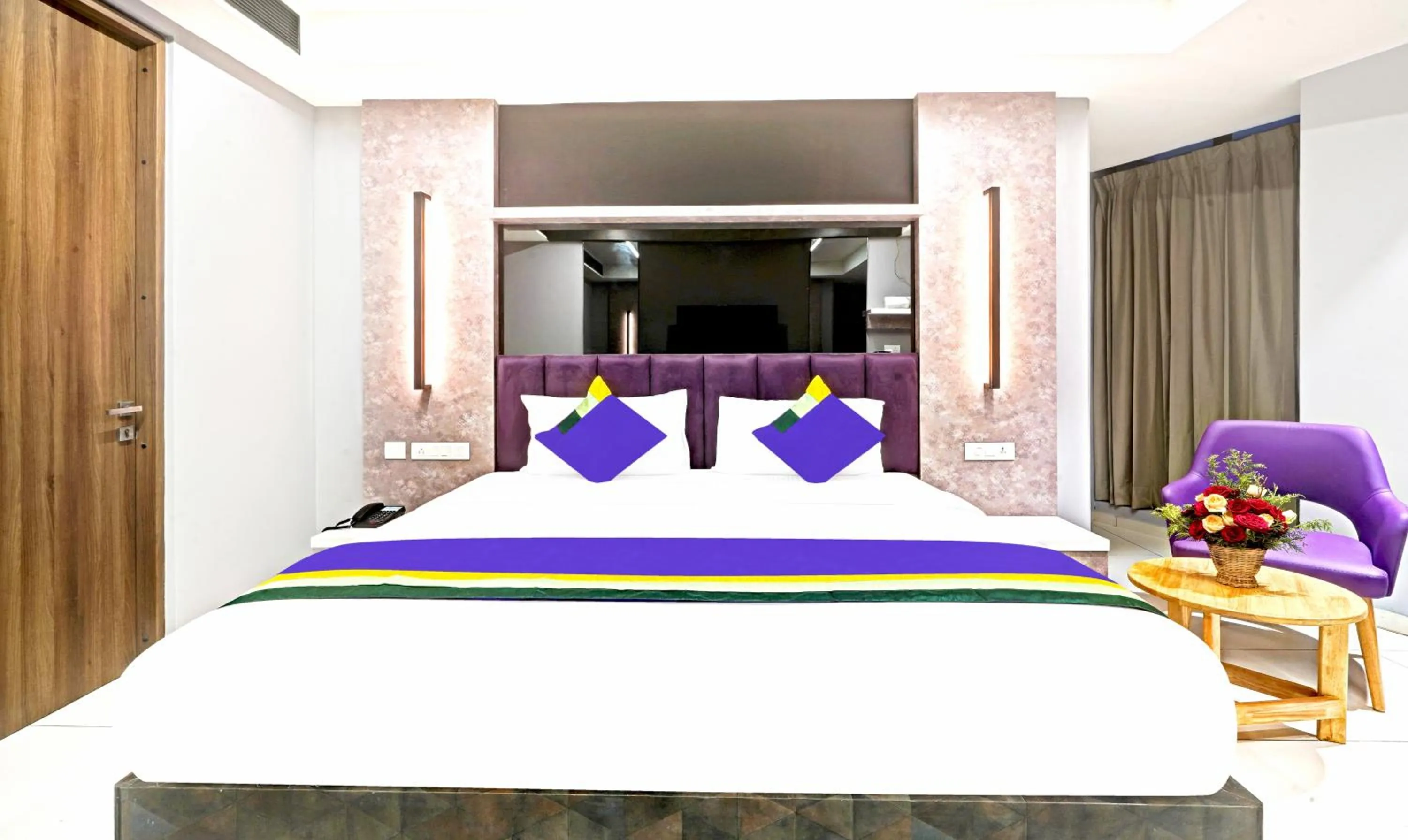 Bedroom, Bed in Treebo Premium La Orchid, Big Temple