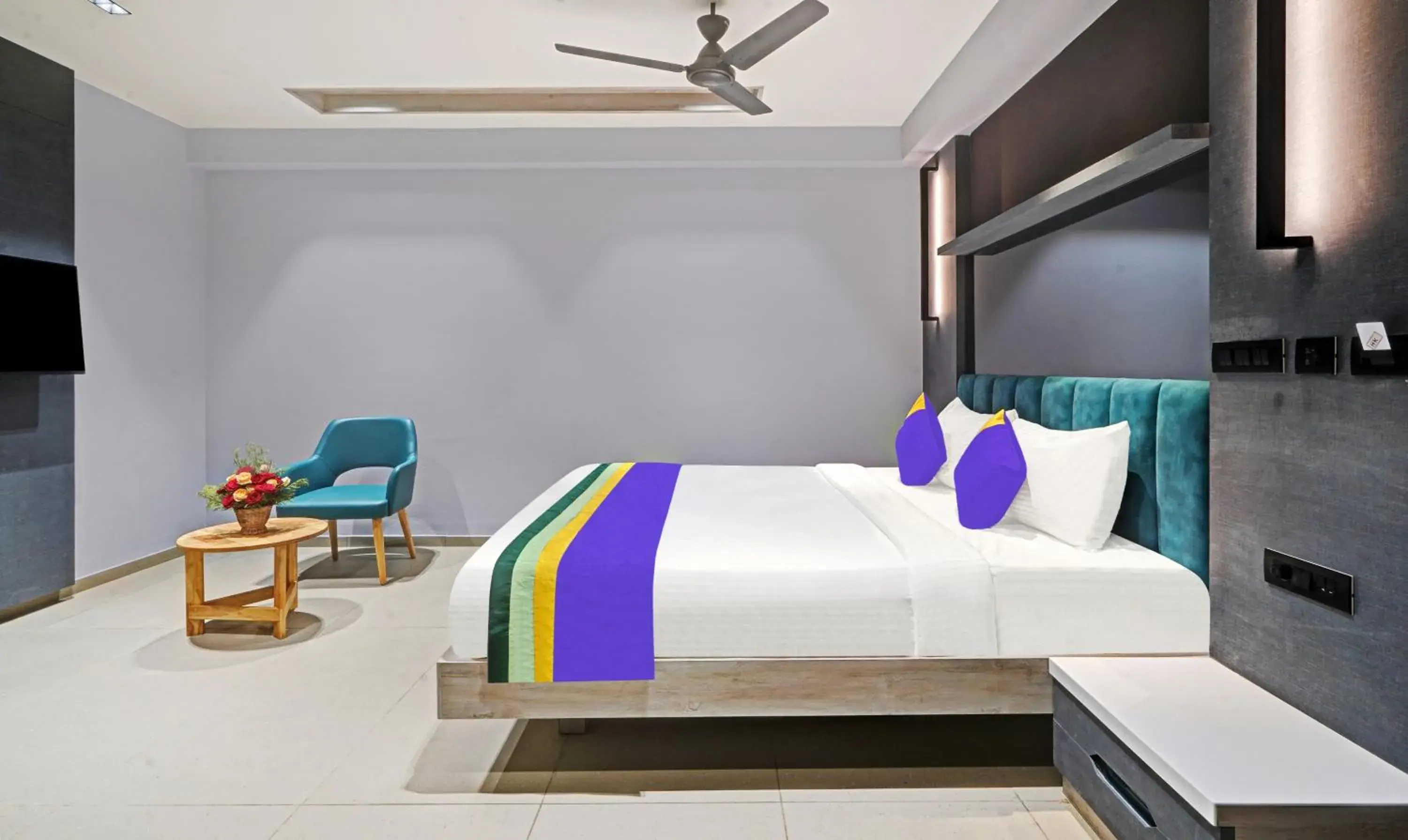 Bedroom, Bed in Treebo Premium La Orchid, Big Temple Bedroom, Bed in Treebo Premium La Orchid, Big Temple