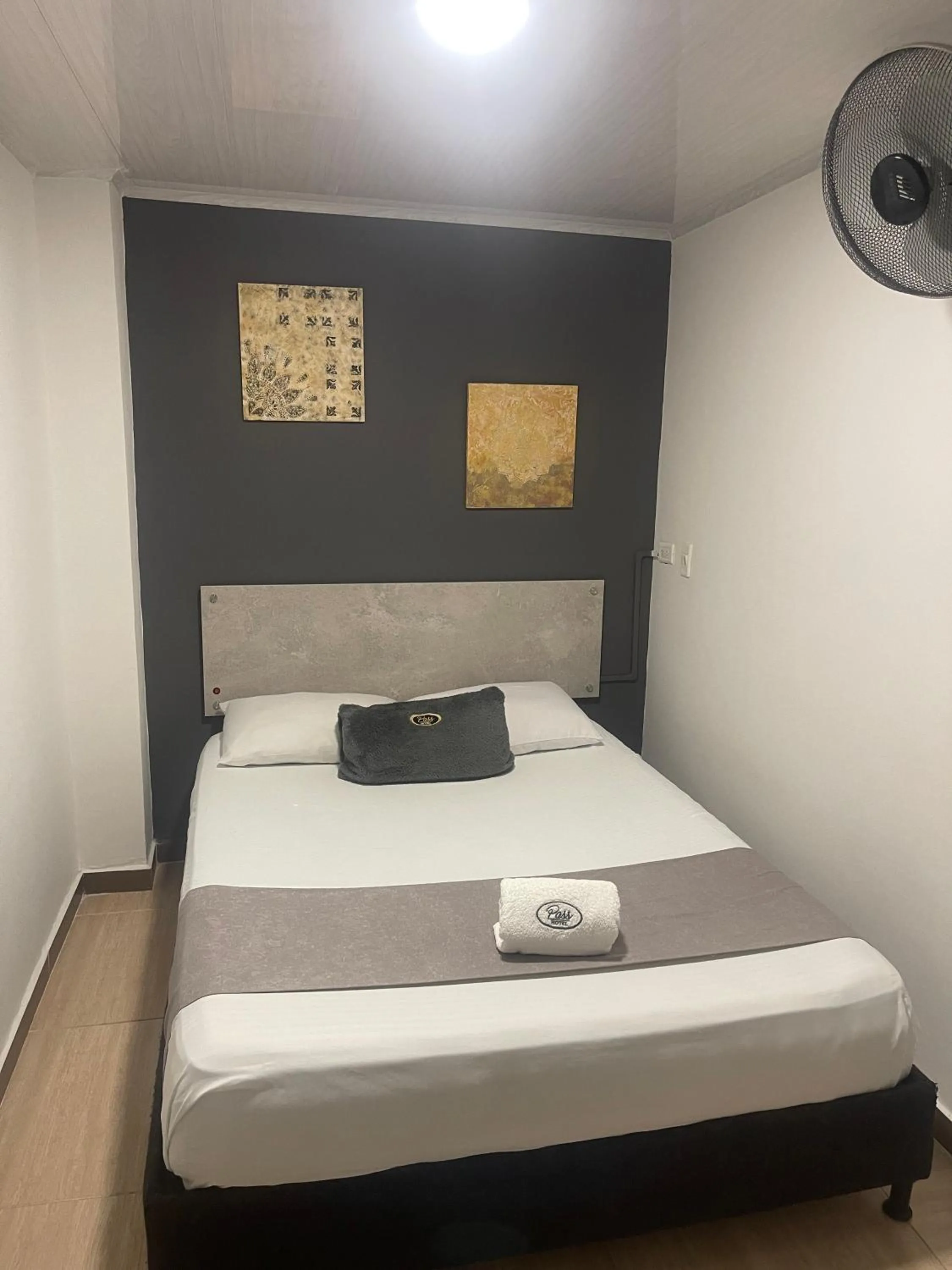 Bed in Hotel Pass, Laureles Medellín