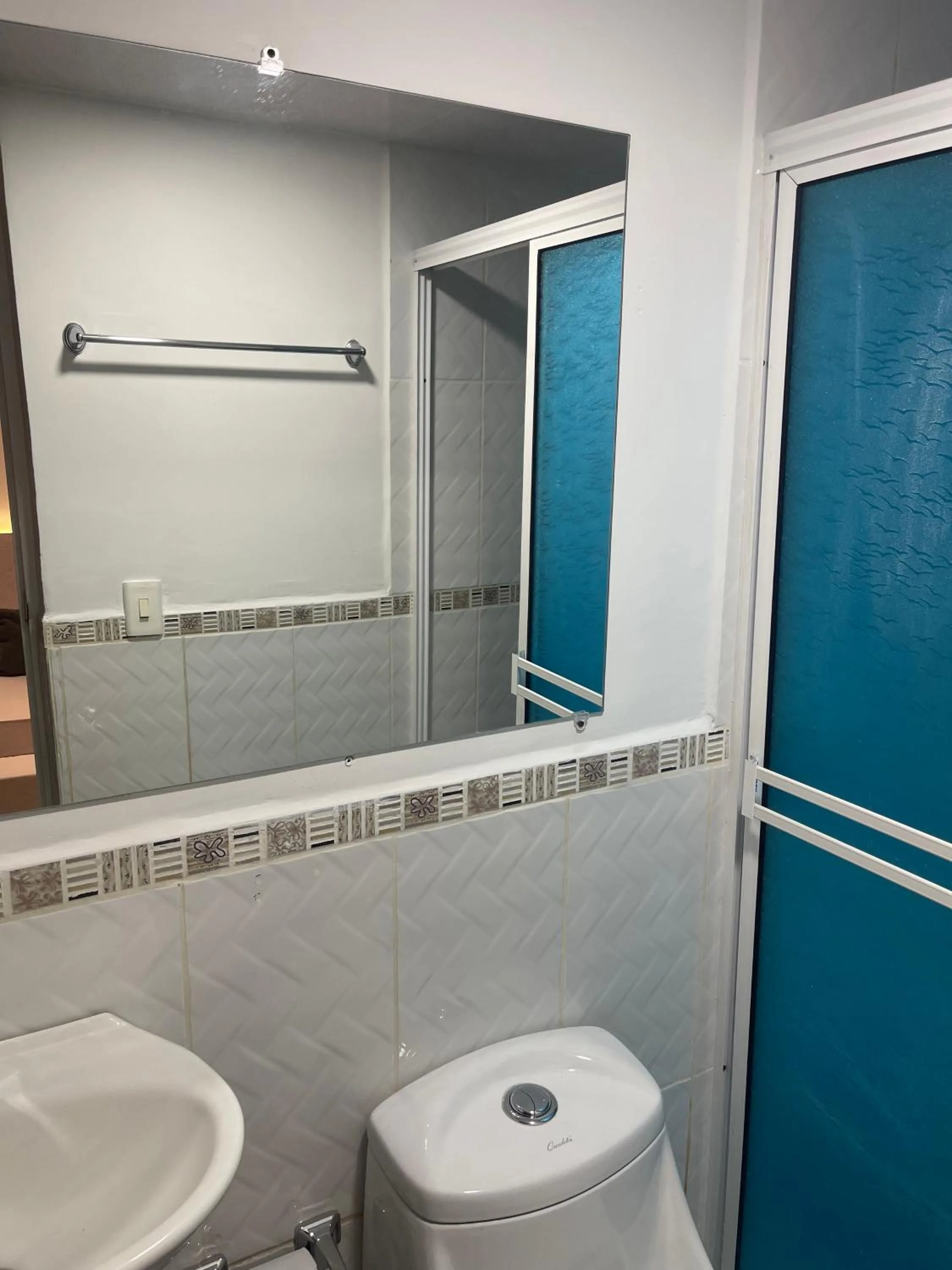 Bathroom in Hotel Pass, Laureles Medellín