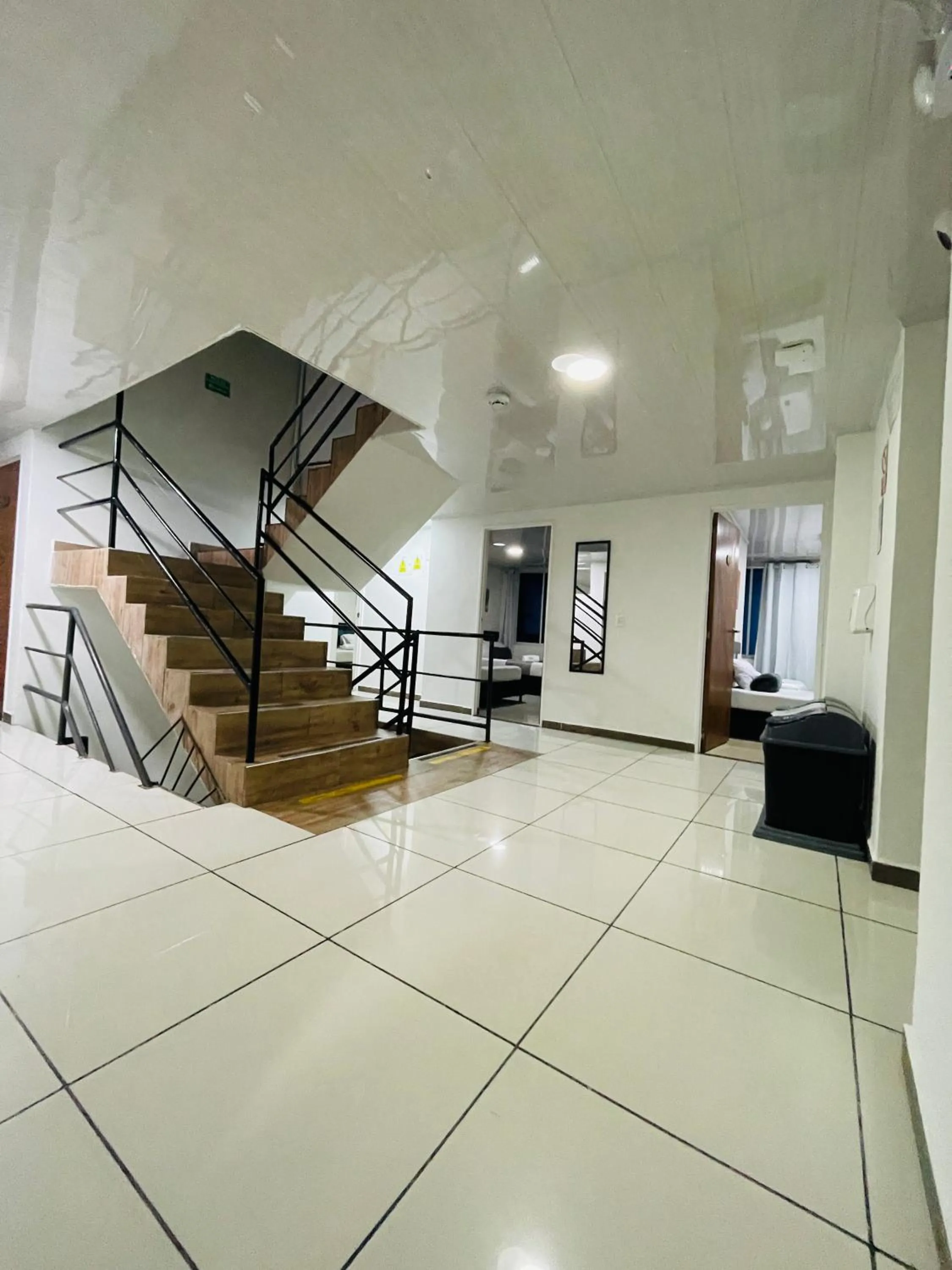 Property building in Hotel Pass, Laureles Medellín