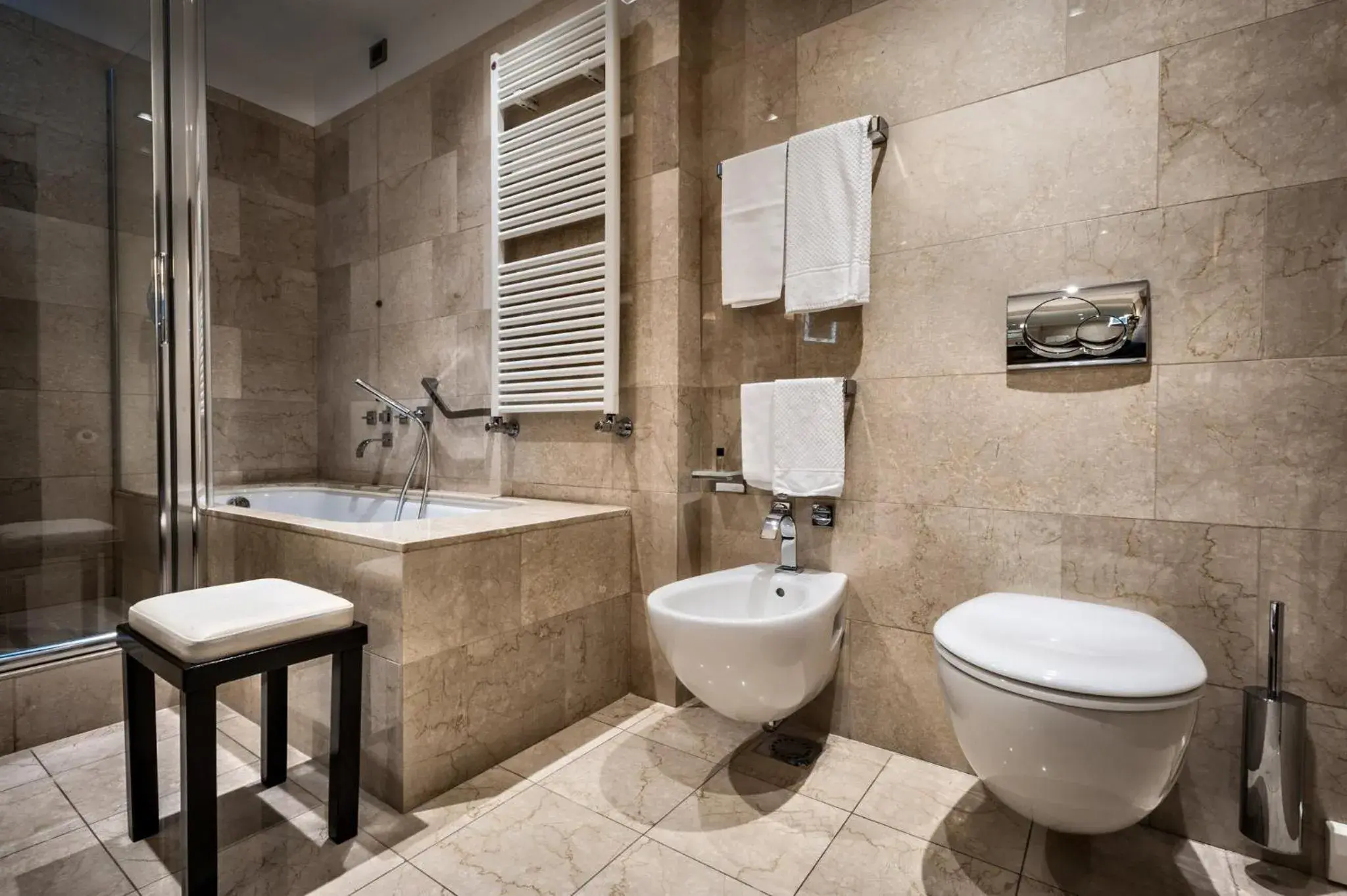 Bathroom in Crowne Plaza Milan City by IHG Bathroom in Crowne Plaza Milan City by IHG